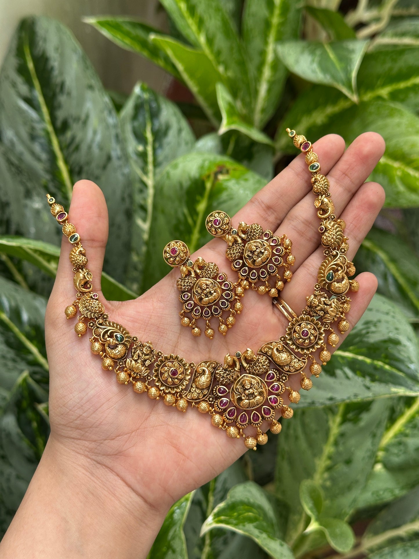 Vyshaali Gold Replica Necklace