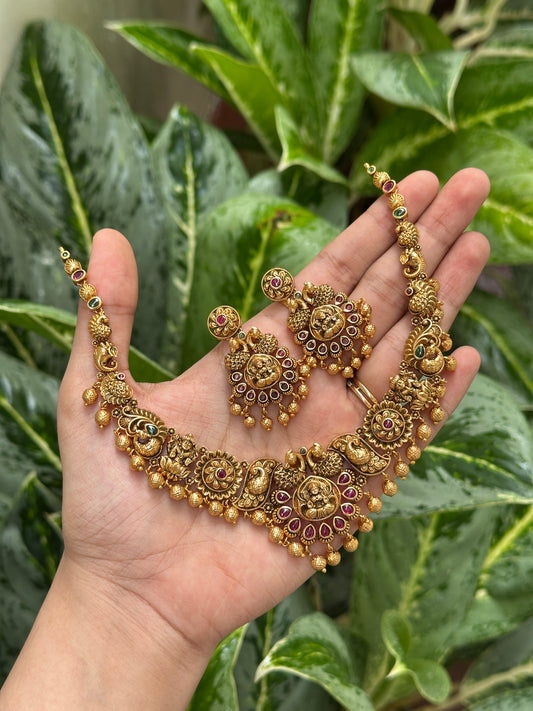 Vyshaali Gold Replica Necklace