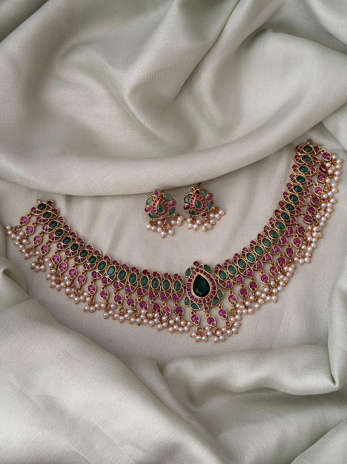 Arjima Guttapusalu Choker