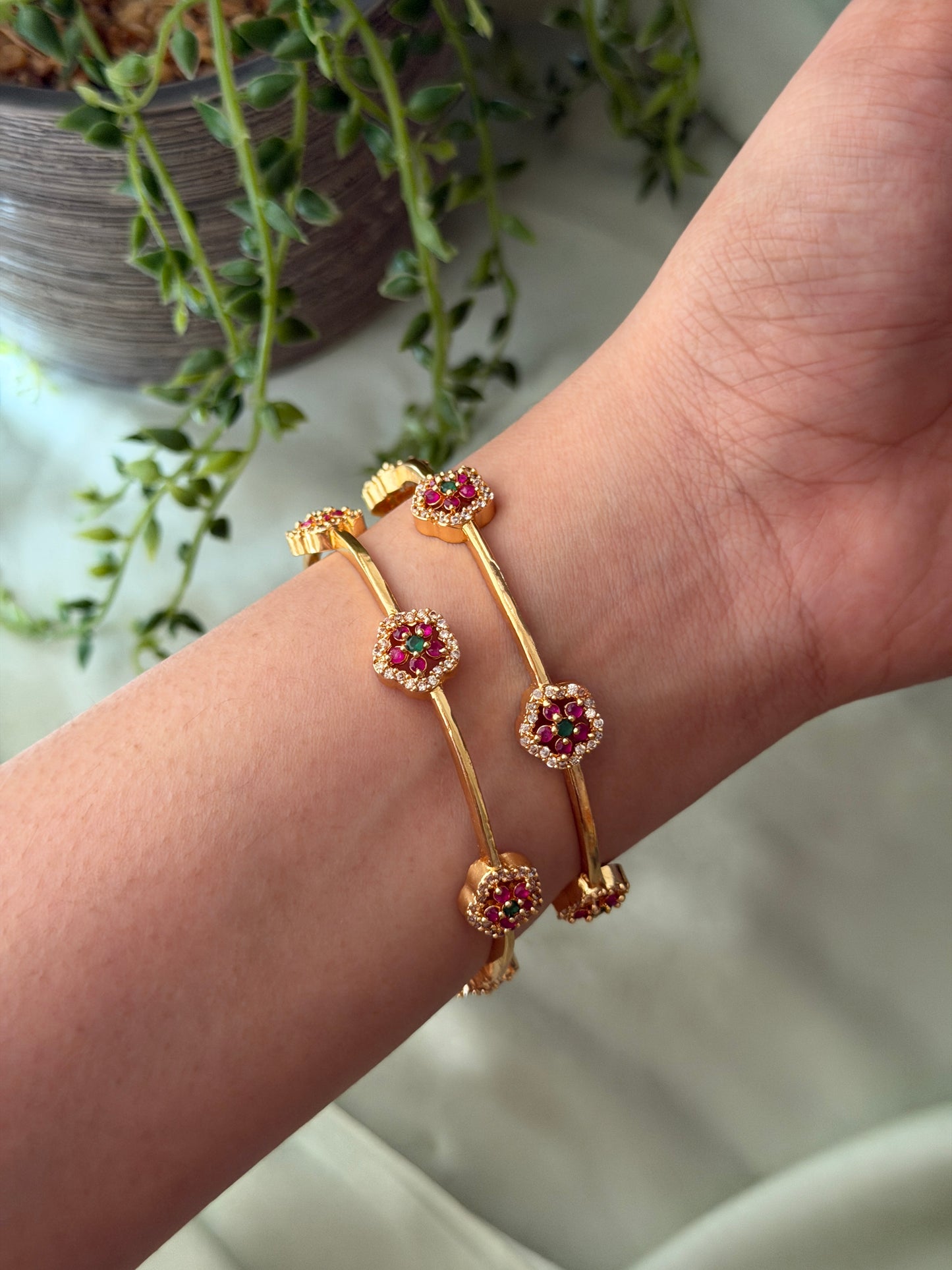 Ashya Floral Bangles(Set of 2)