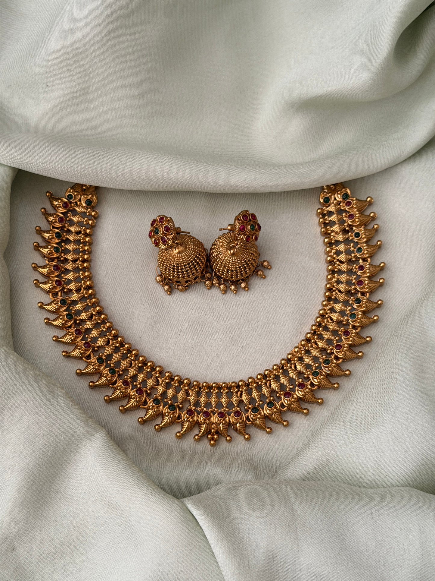 Gautama Non Idol Necklace