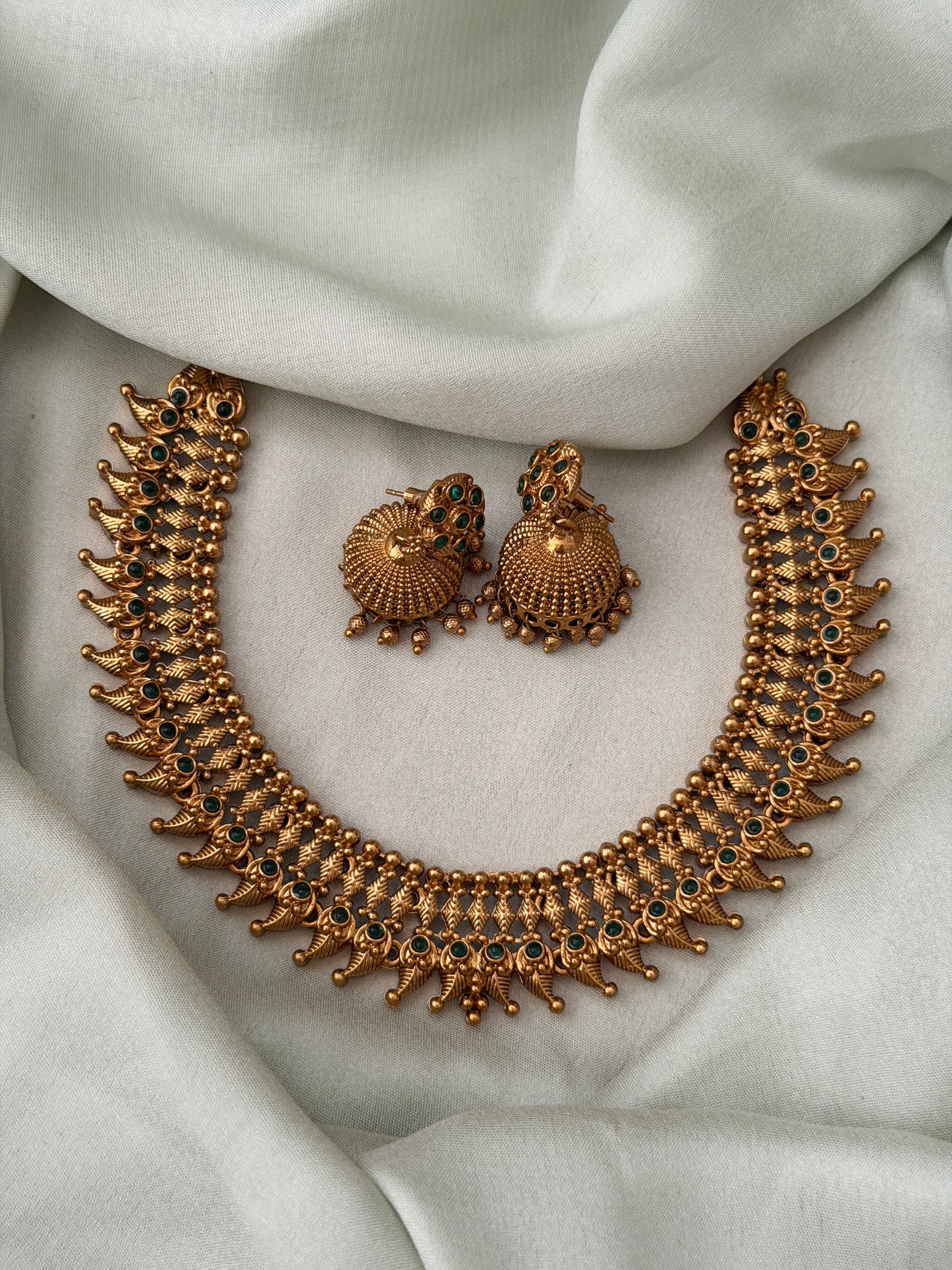 Gautama Non Idol Necklace