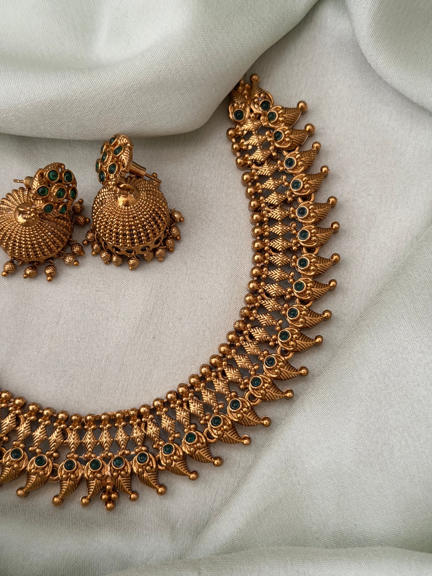 Gautama Non Idol Necklace