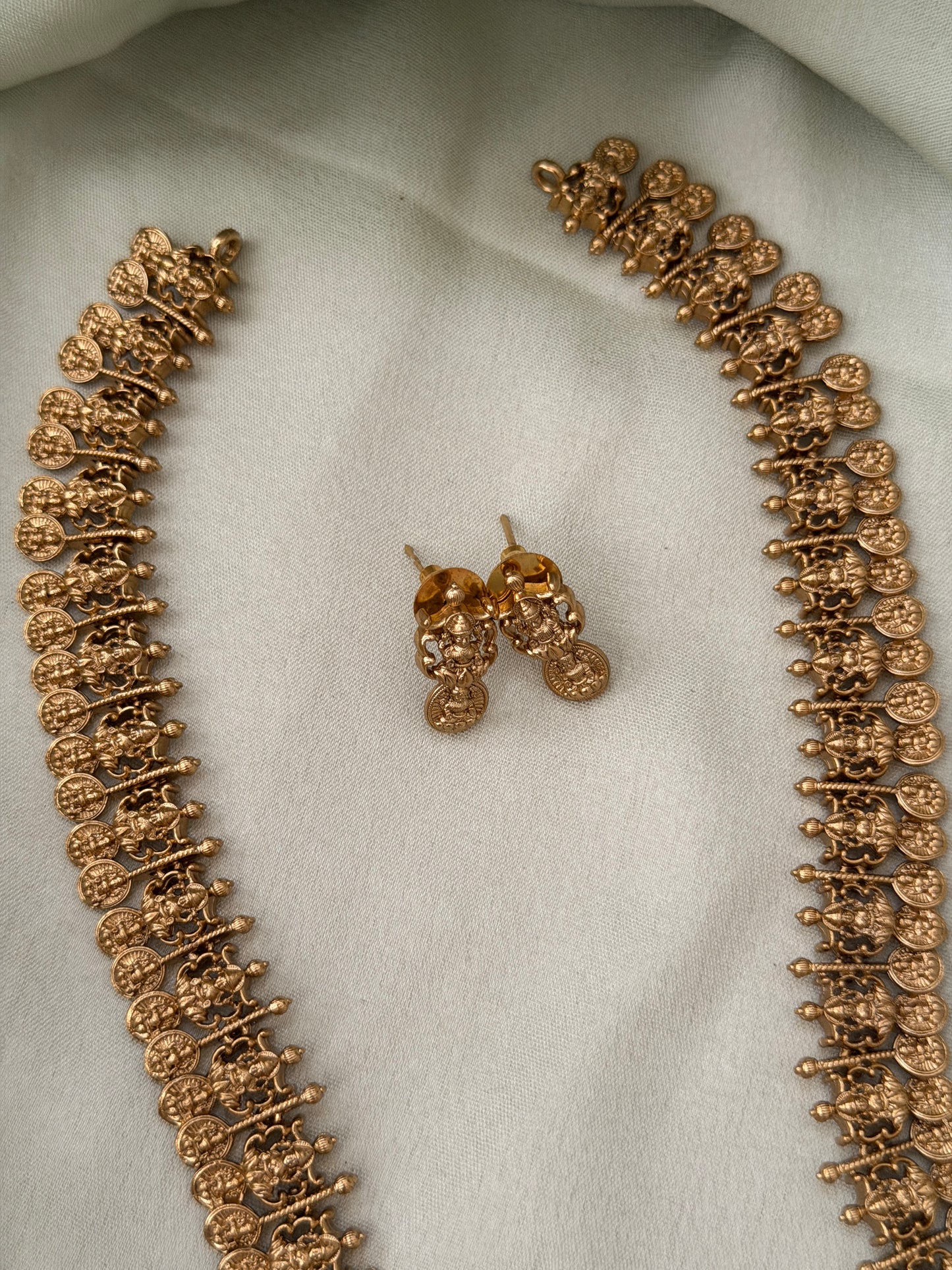 Maanasa Kaashu Haaram set