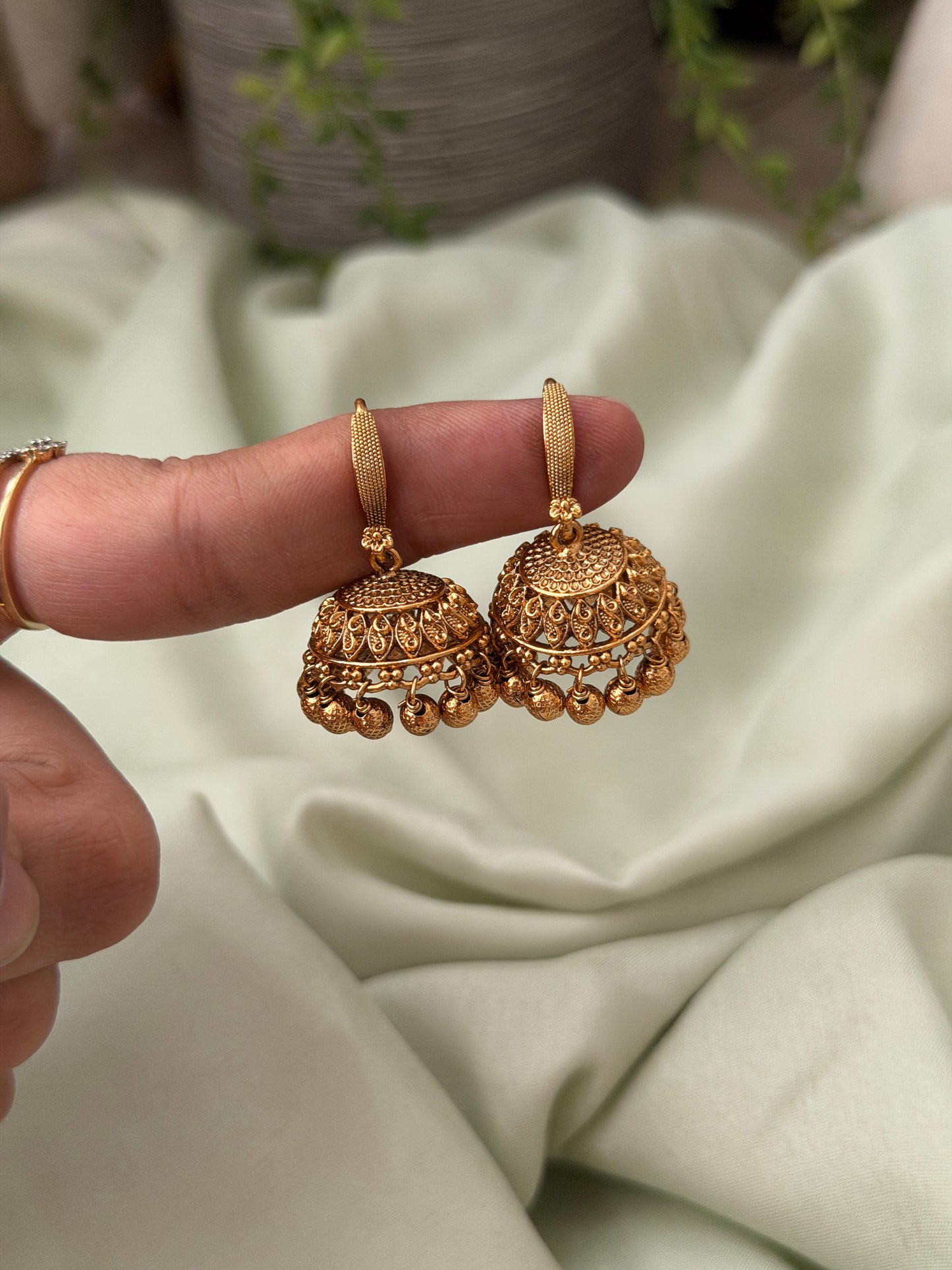 Chinmay Hook Jhumka