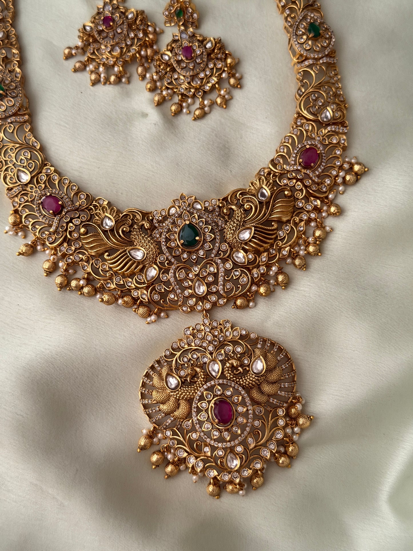 Hinaksha Bridal Haaram