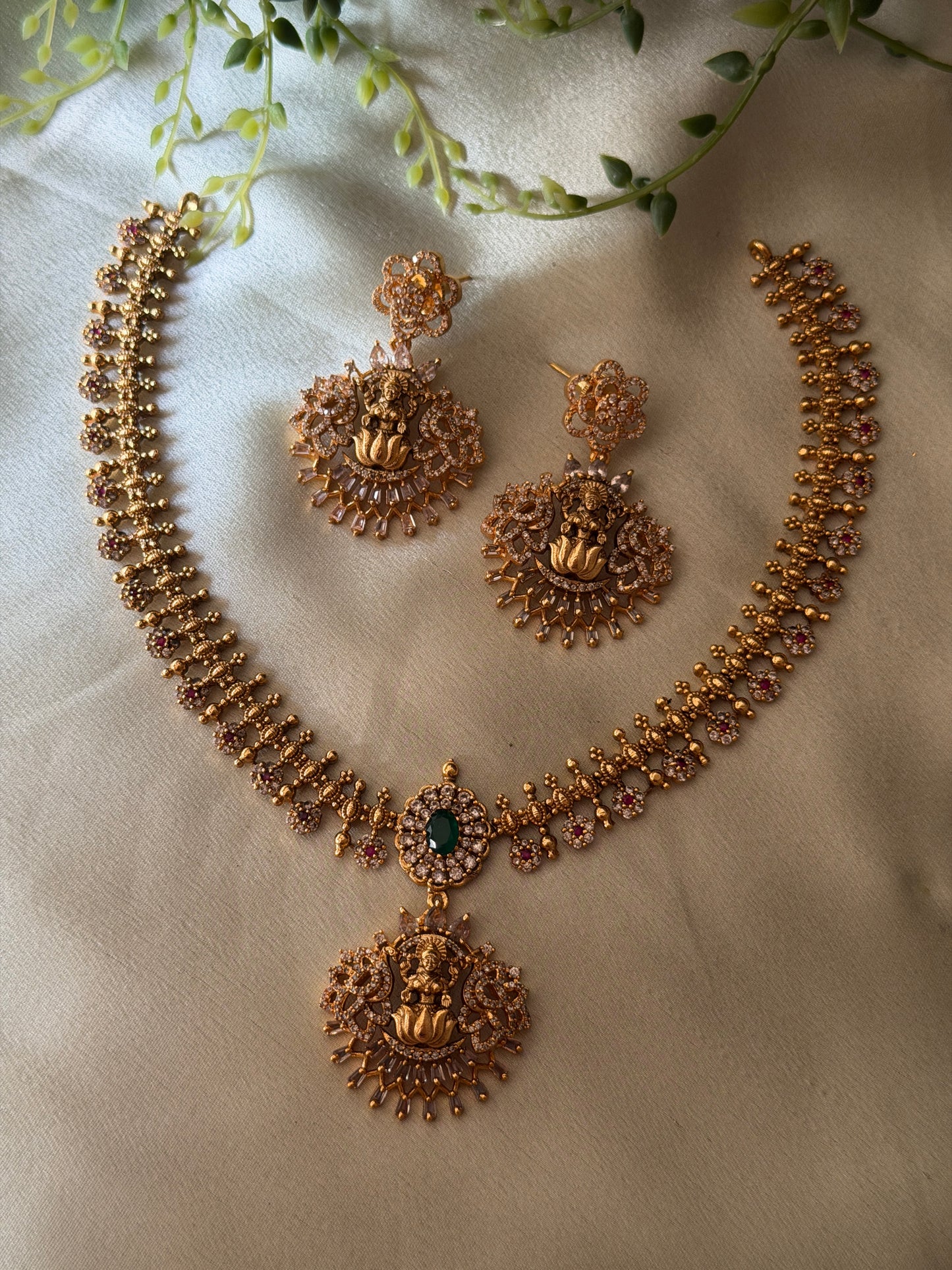 Kshama Devi AD Necklace