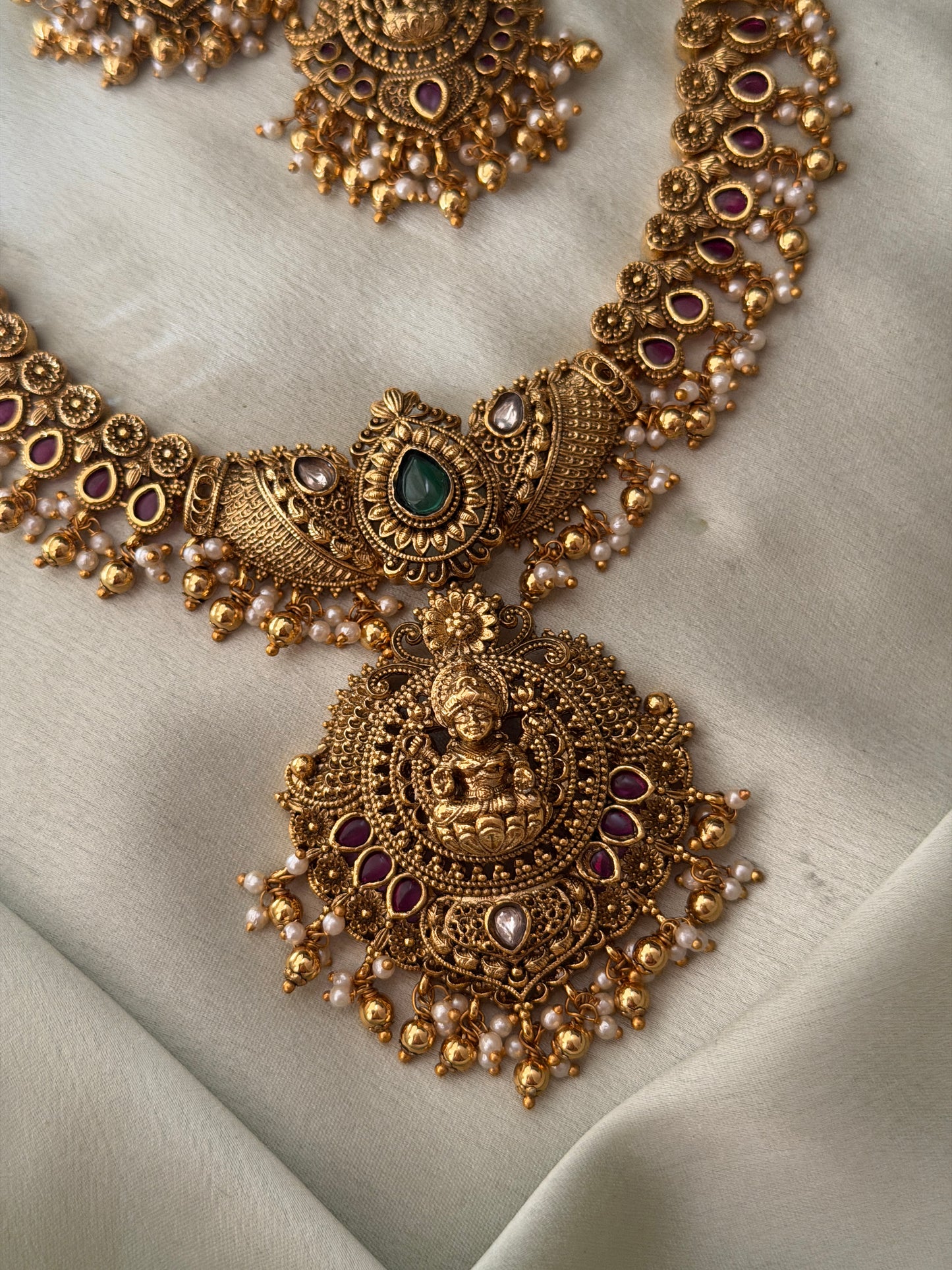 Padmapriya Necklace