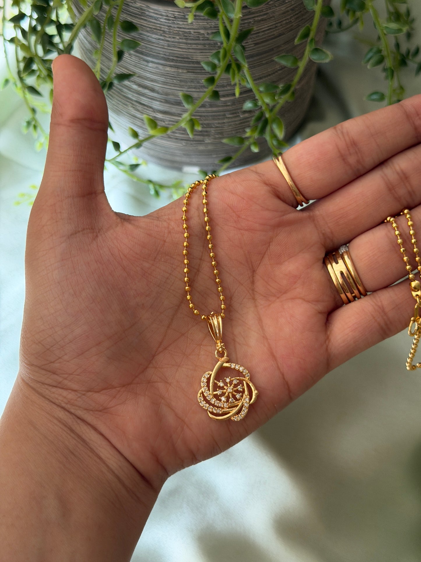 Diamond locket with Gold Chain