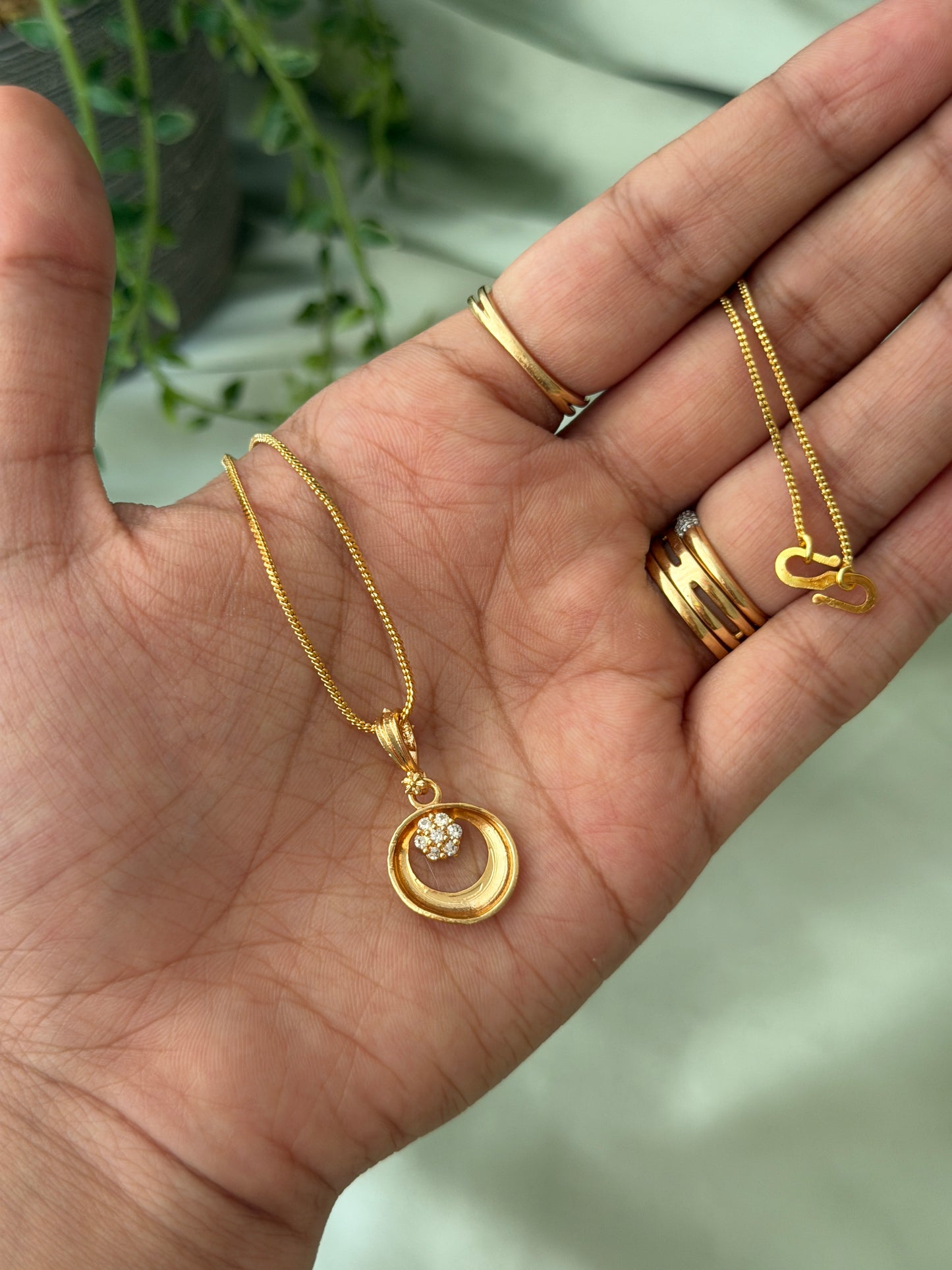 Diamond locket with Gold Chain