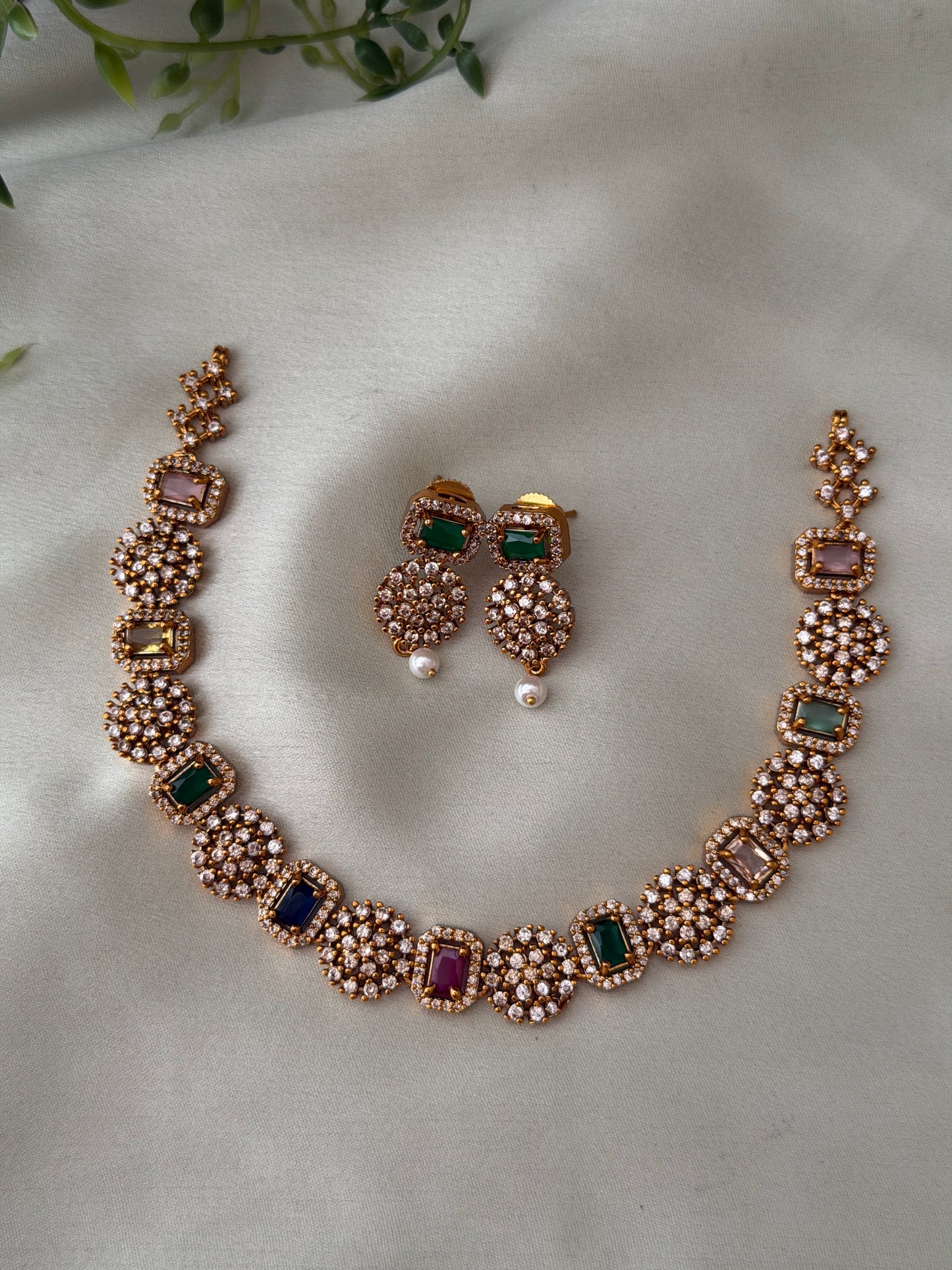 Trinket Navaratna Necklace