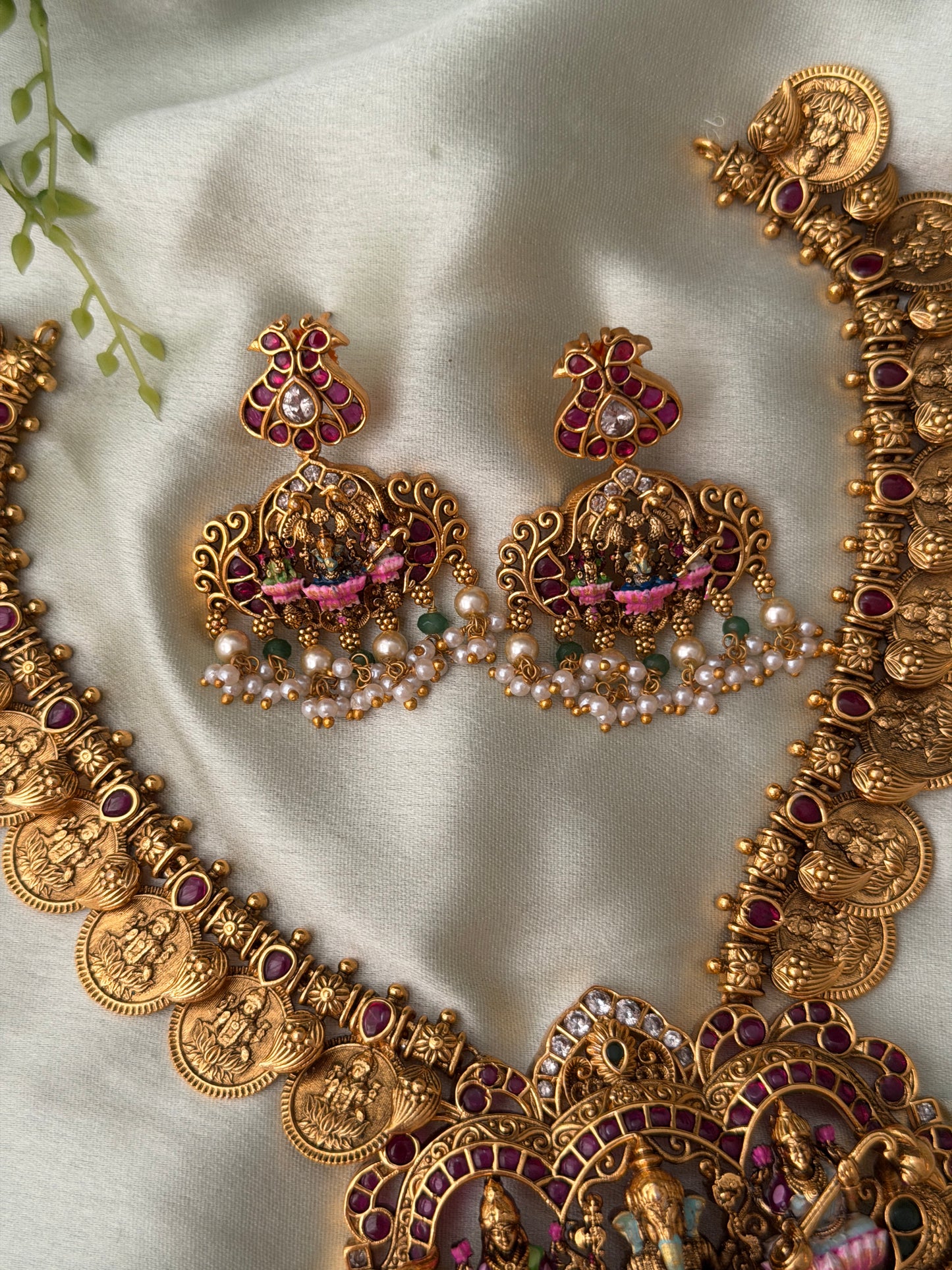 Aloki Meenakari Kaashu Necklace