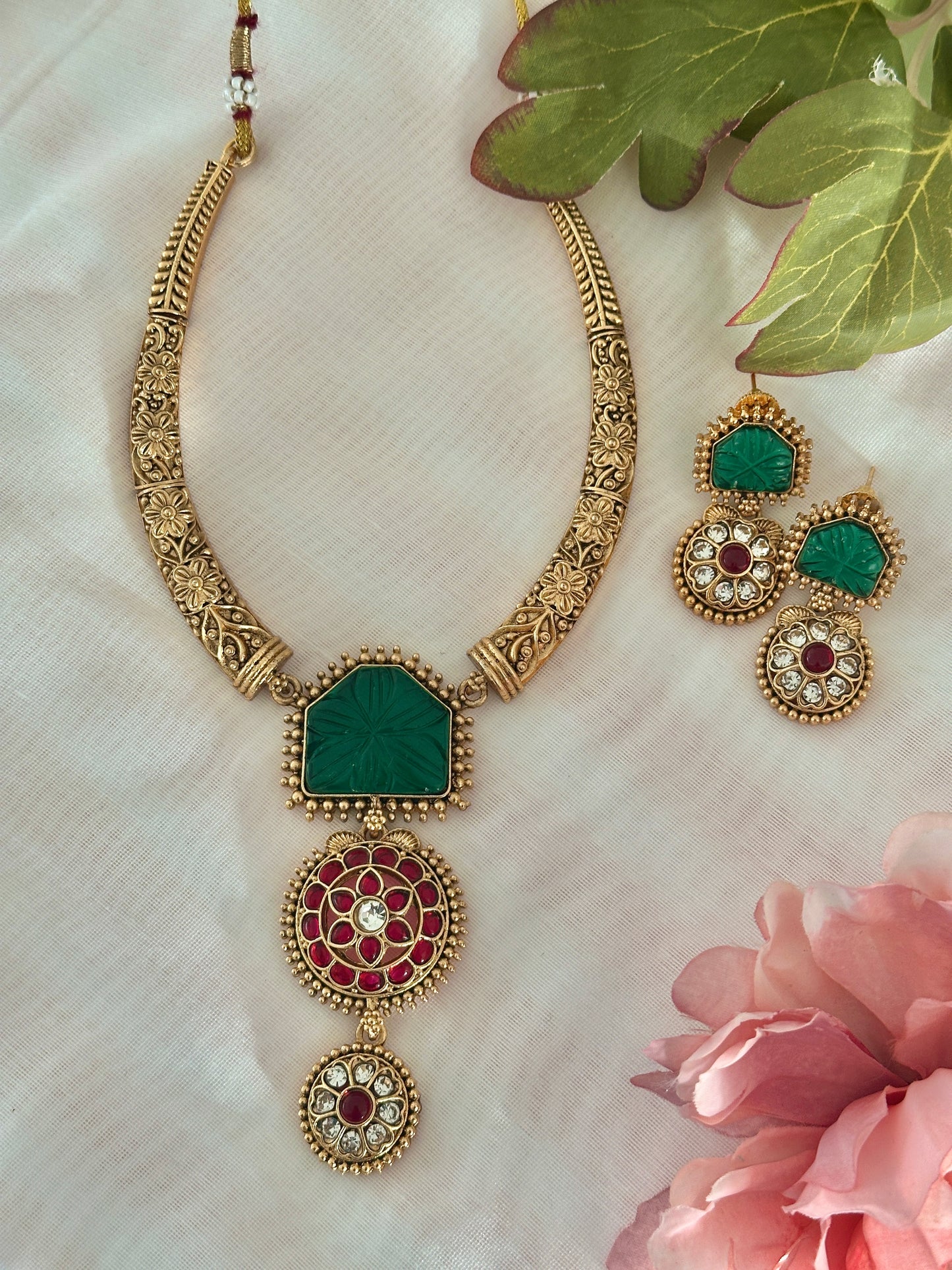 Budgeted polki Hasli Set