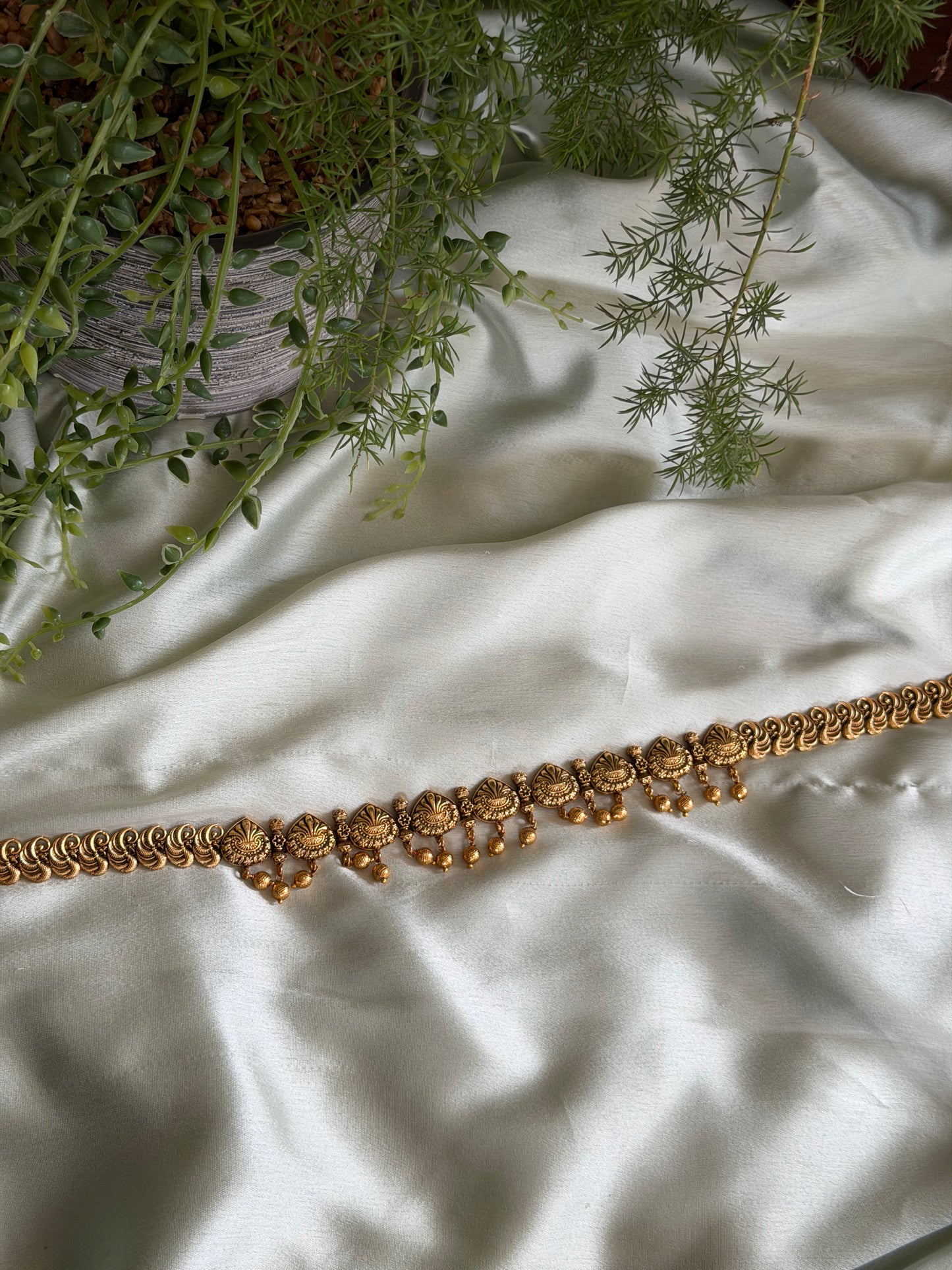 Bela Hipchain