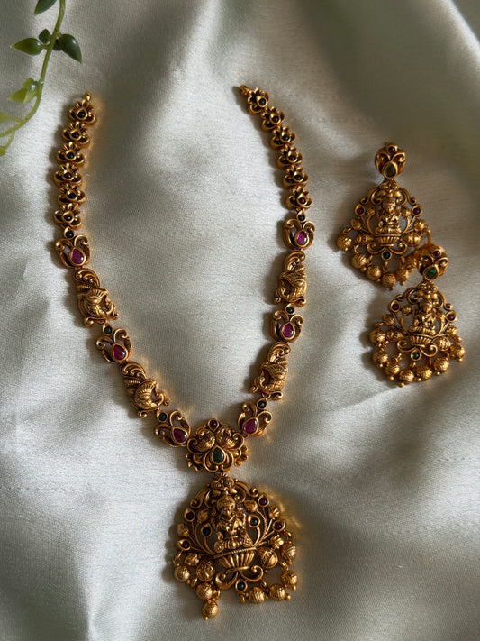 Diksha Necklace