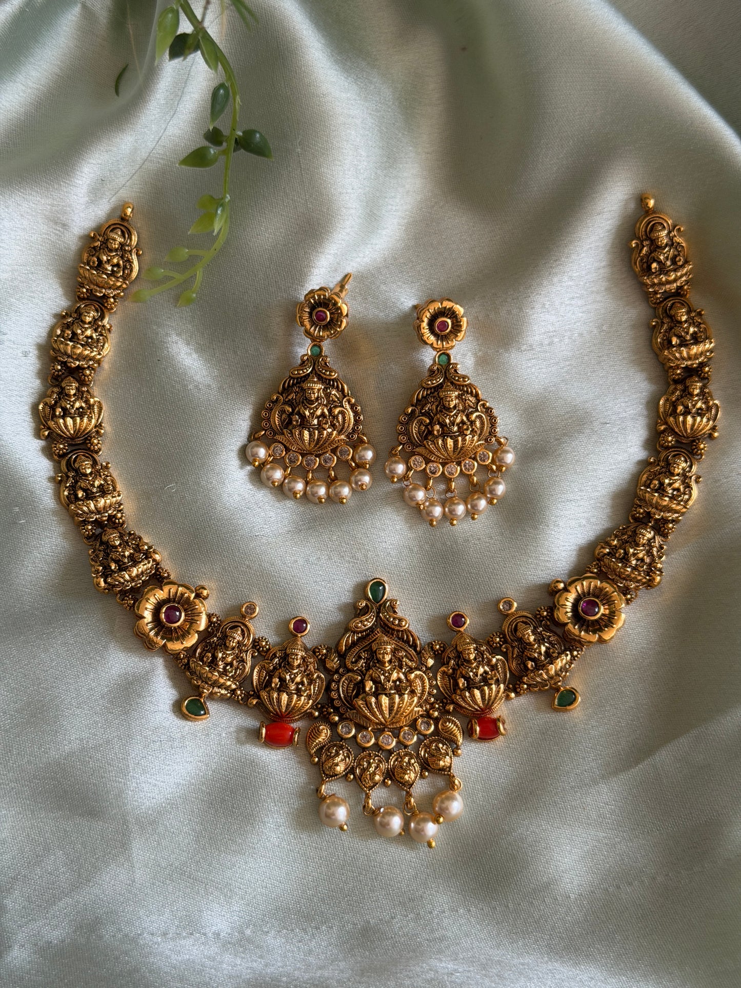 Vanaja Coral Necklace