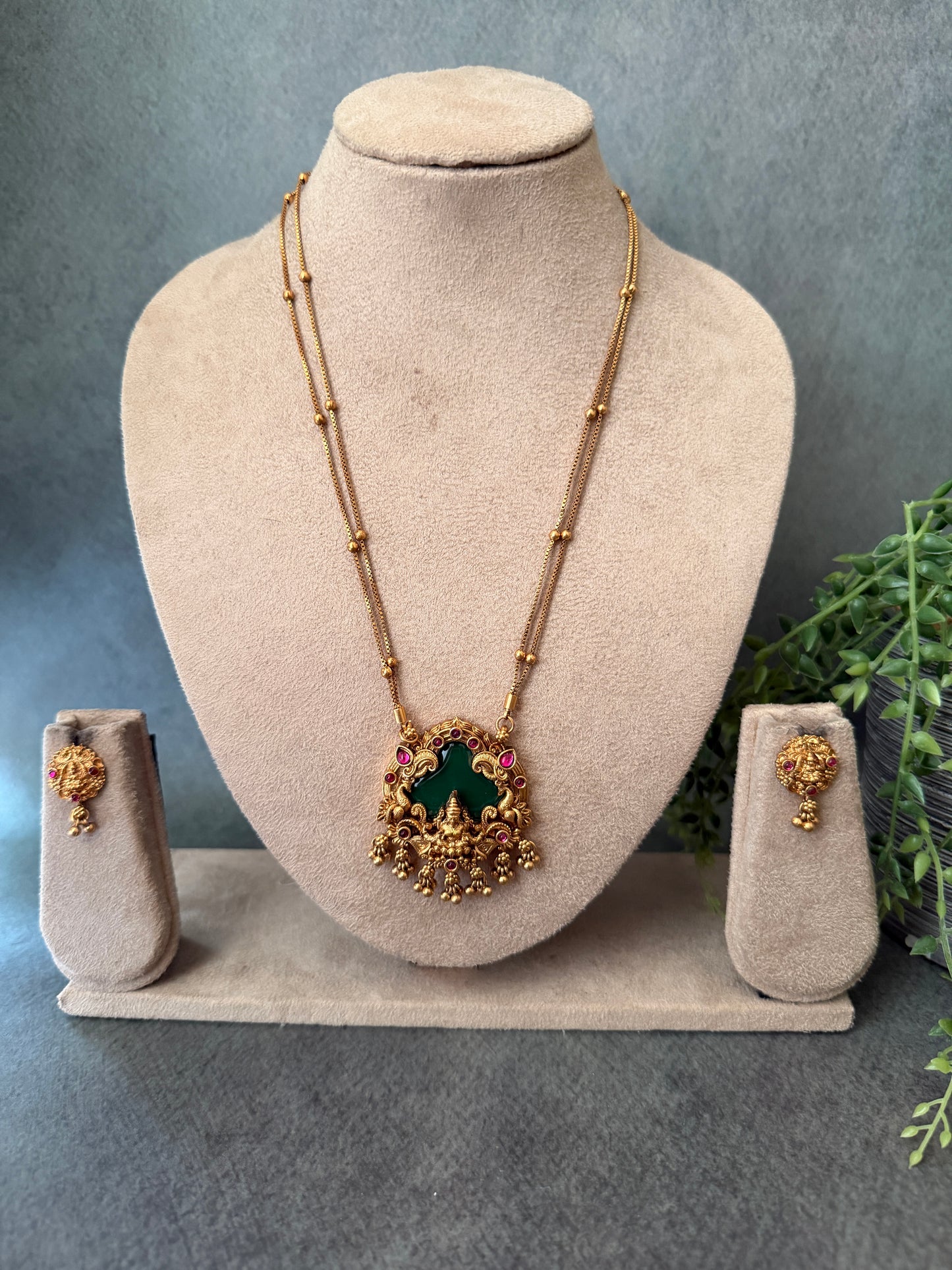 Emerald Enamel Pendant Chains