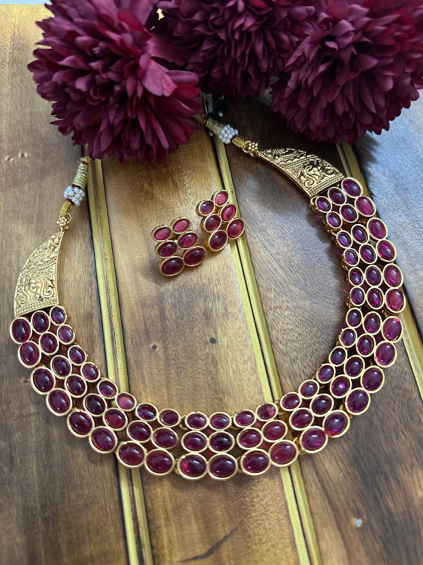 Suhaasini Kemp Necklace