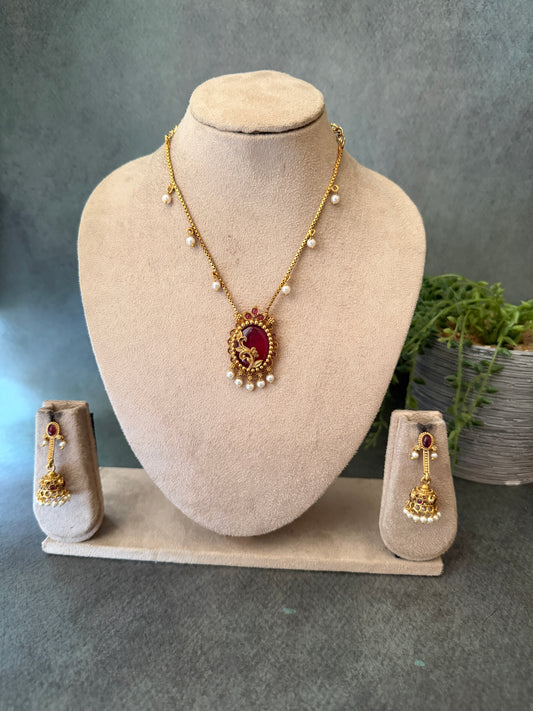Shweta Pendant Chain
