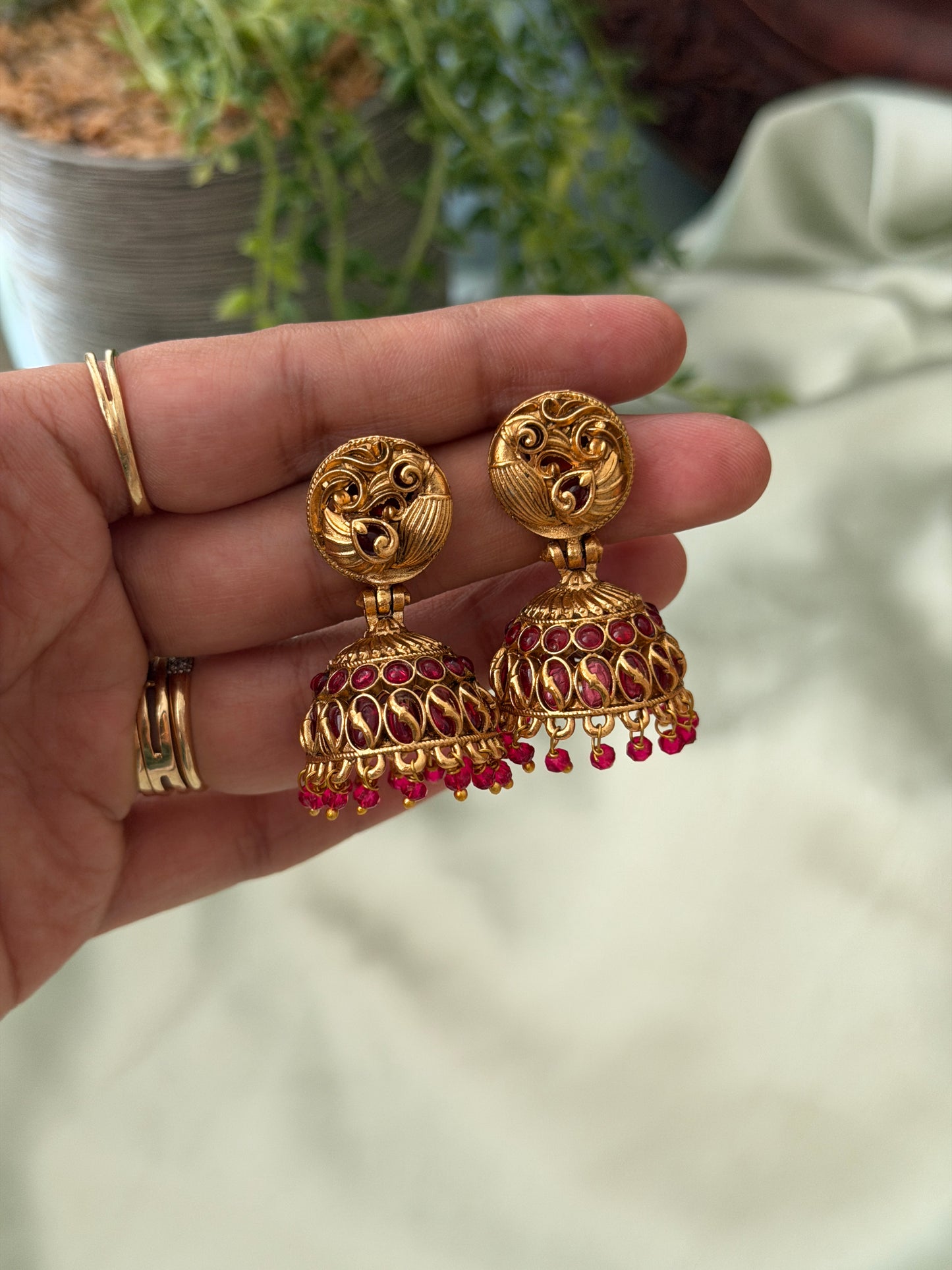 Arunya Jhumkas