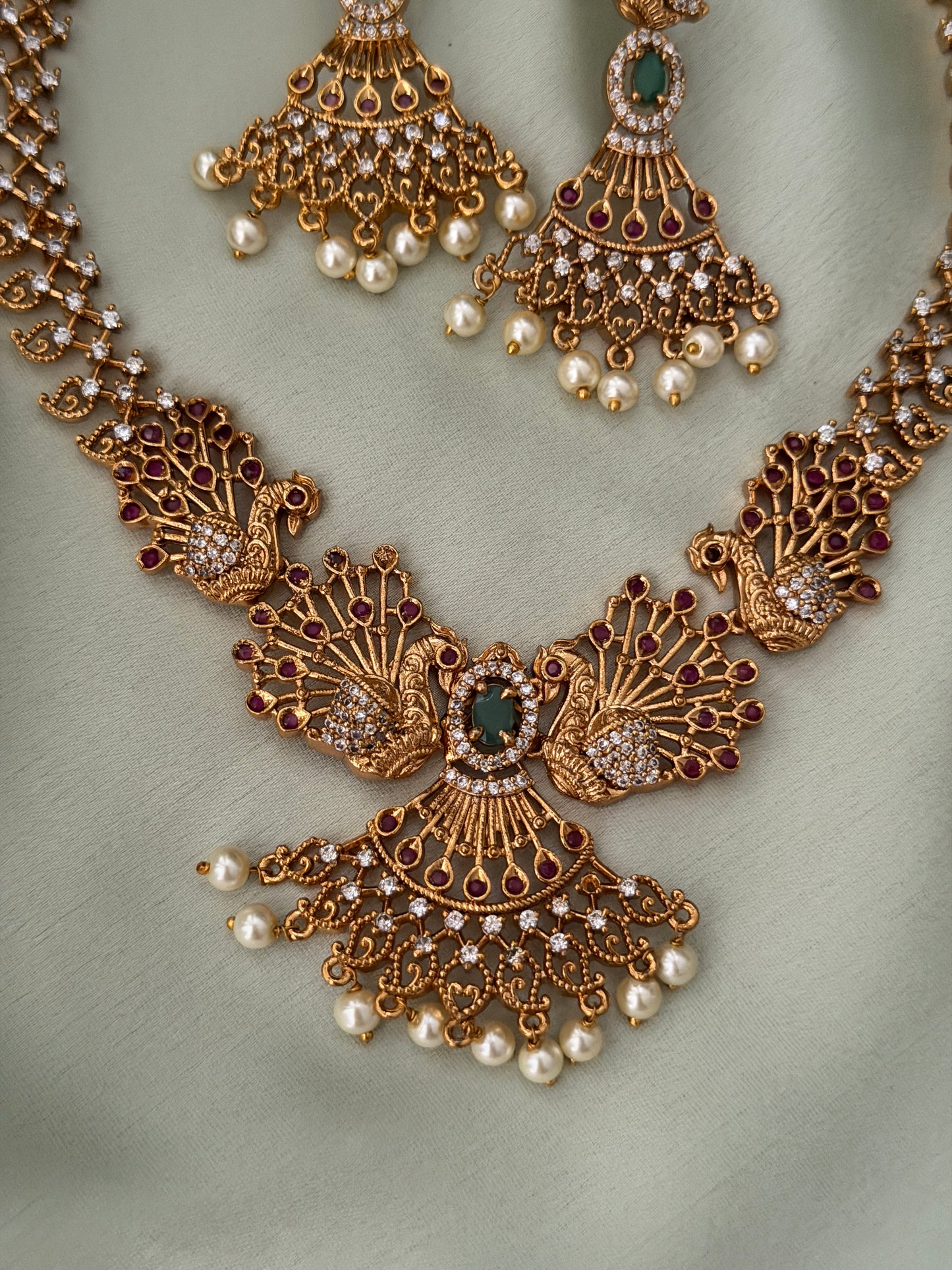 Navami AD Necklace
