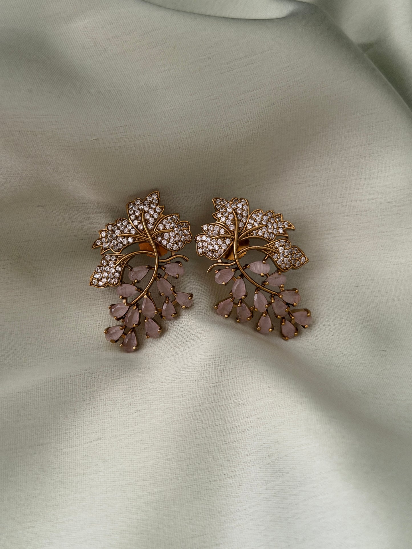 Grapefruit Studs