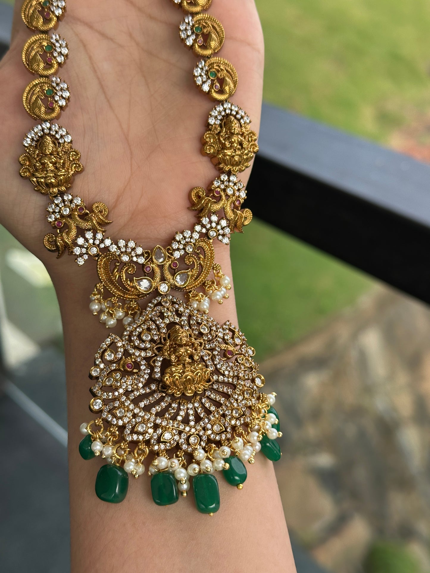 Dharma Antique Haaram Set