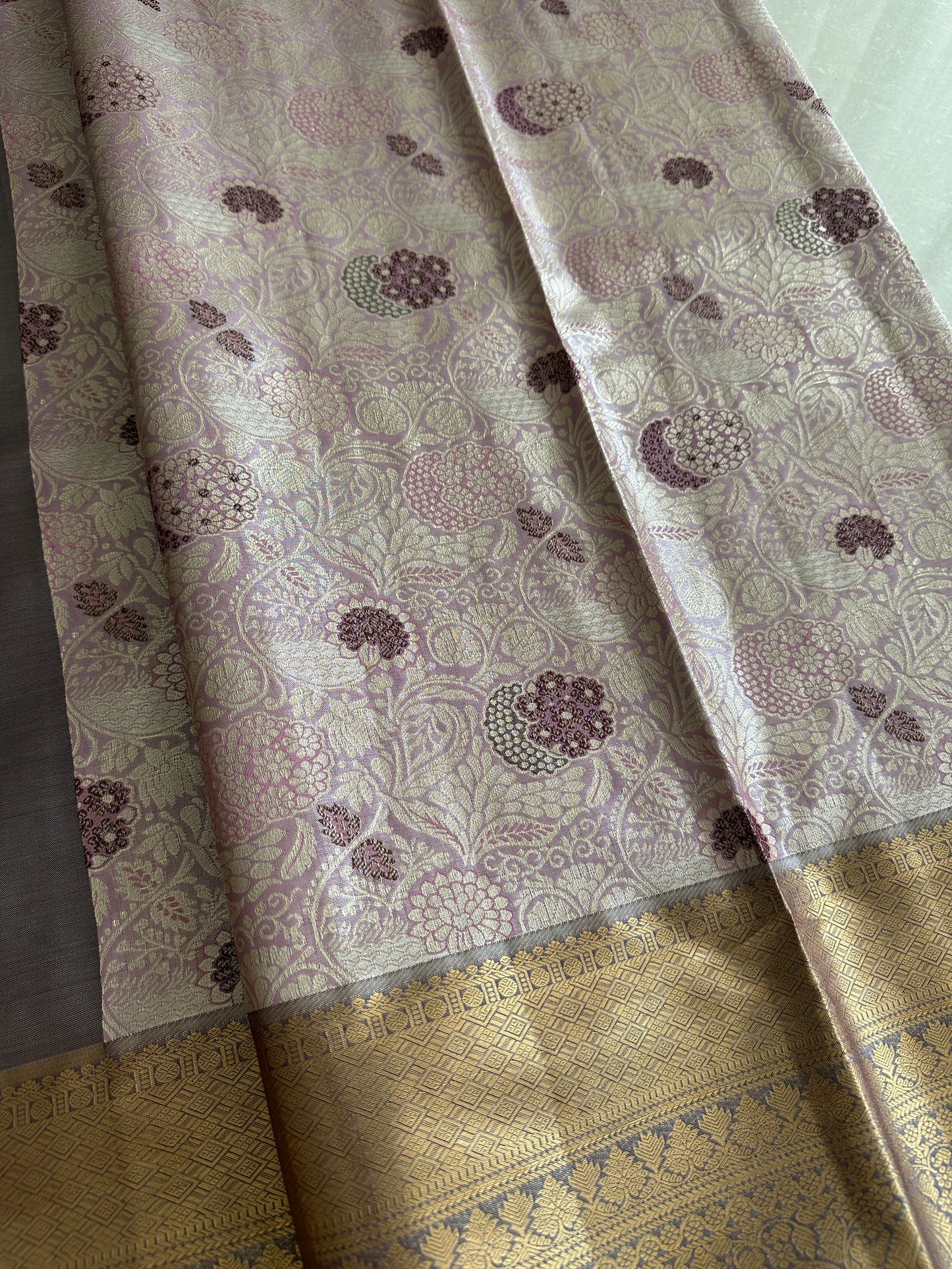 Pastel Pink x Ash Premium Kanchi Tissue Pattu
