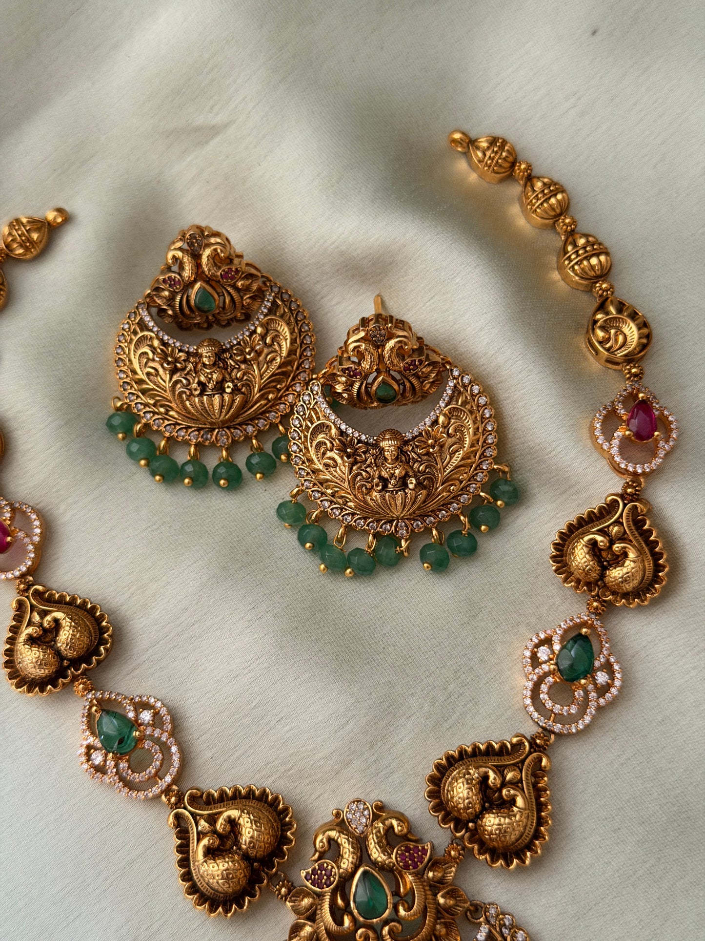 Muthira AD Gold Replica
