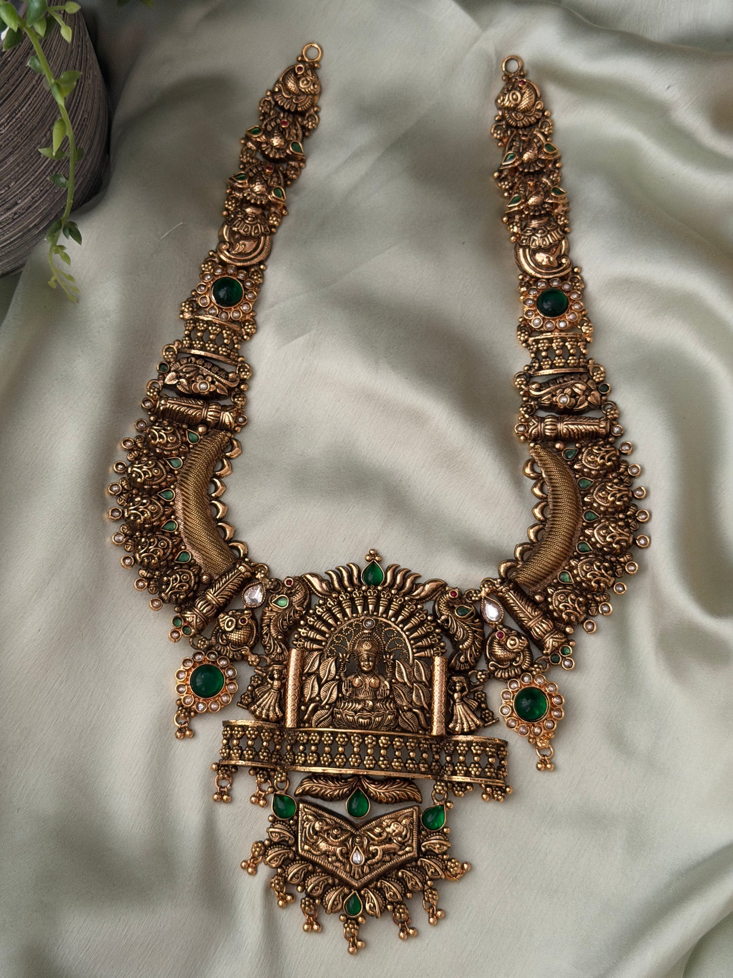 Vidhoora 1Gm Gold Replica Haaram