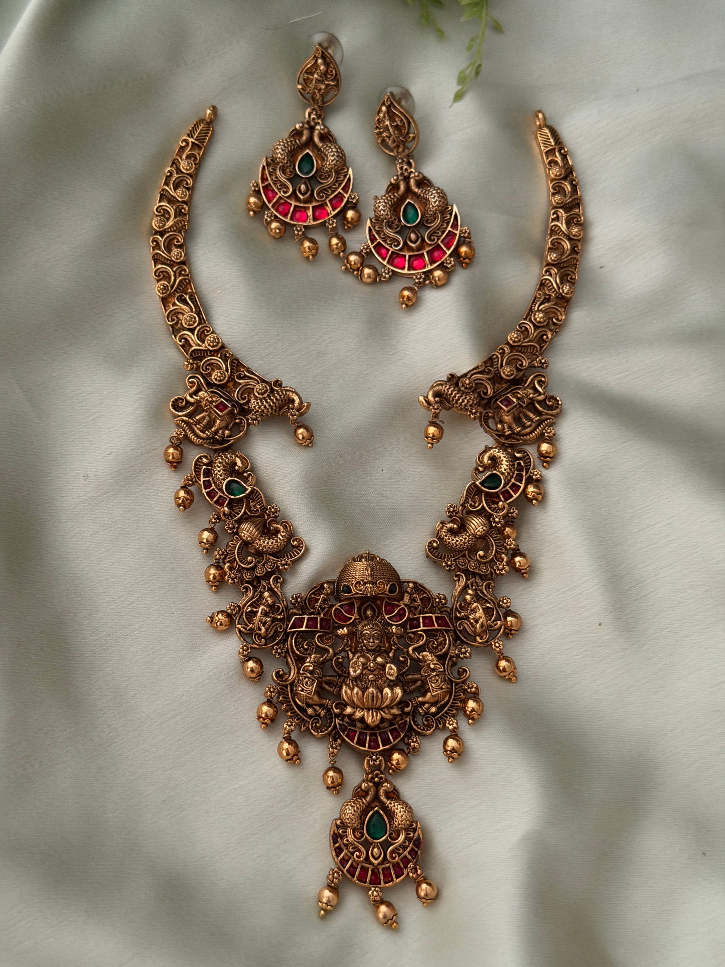 Madhura Antique Long Necklace