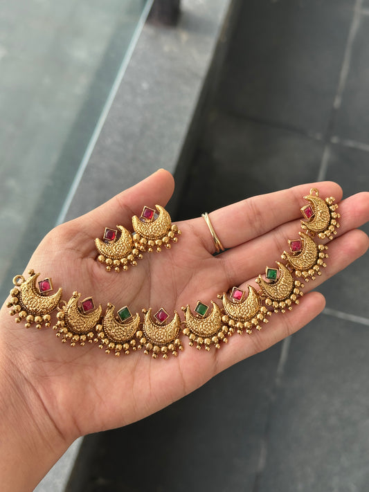 Antique Kemp Chandabali Choker