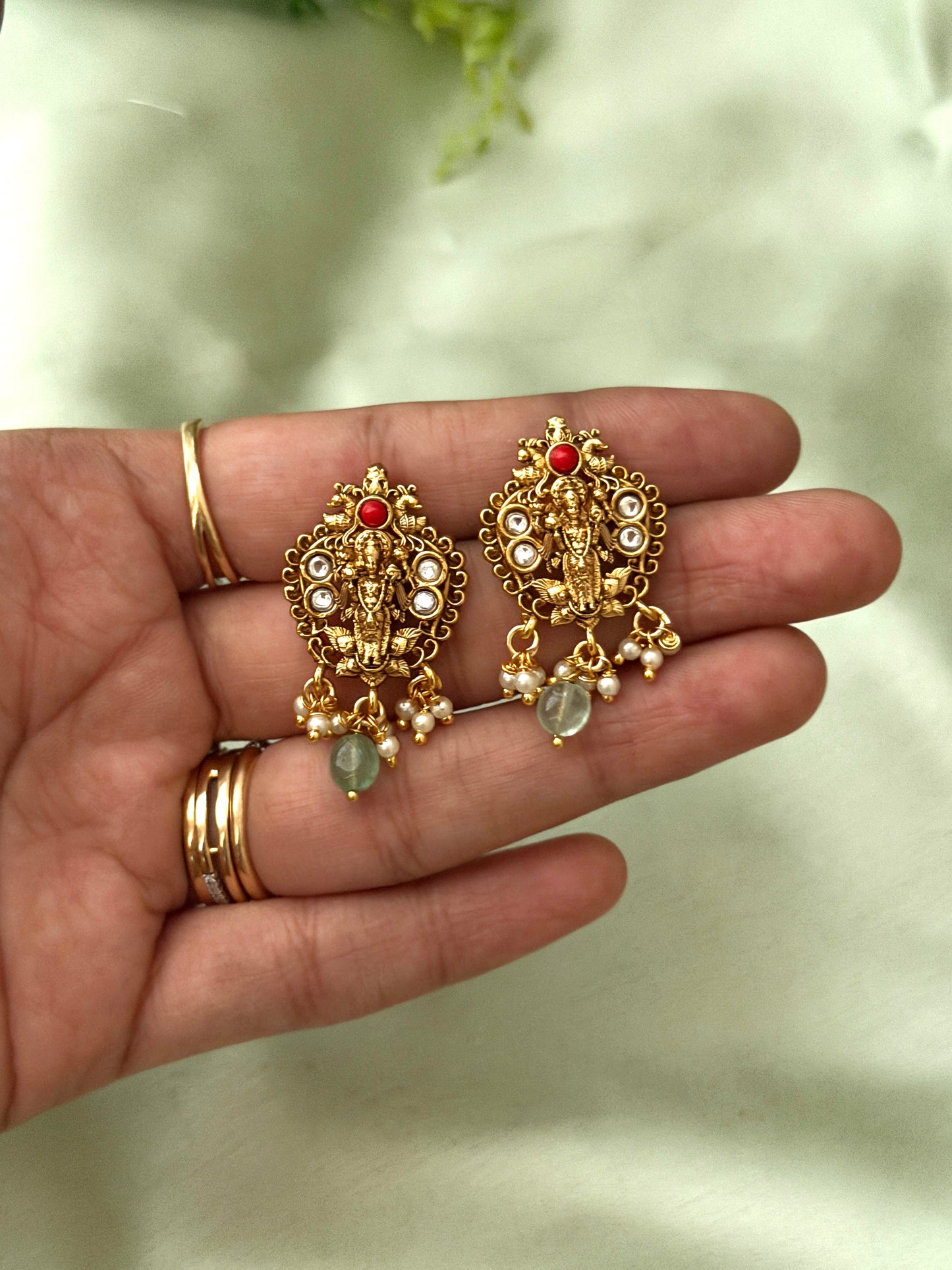 Govinda Studs