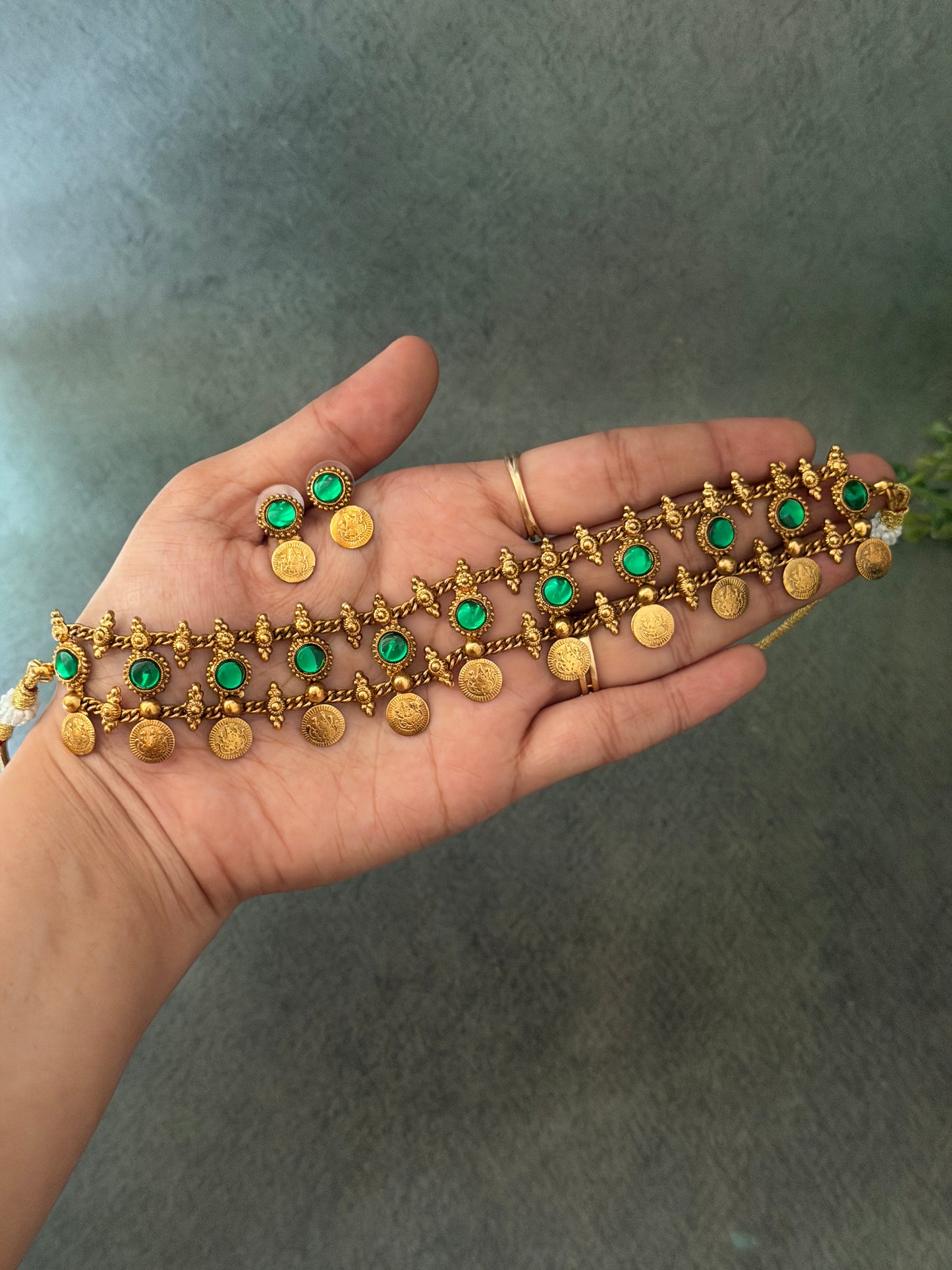 Kempu Chakra Coin Choker