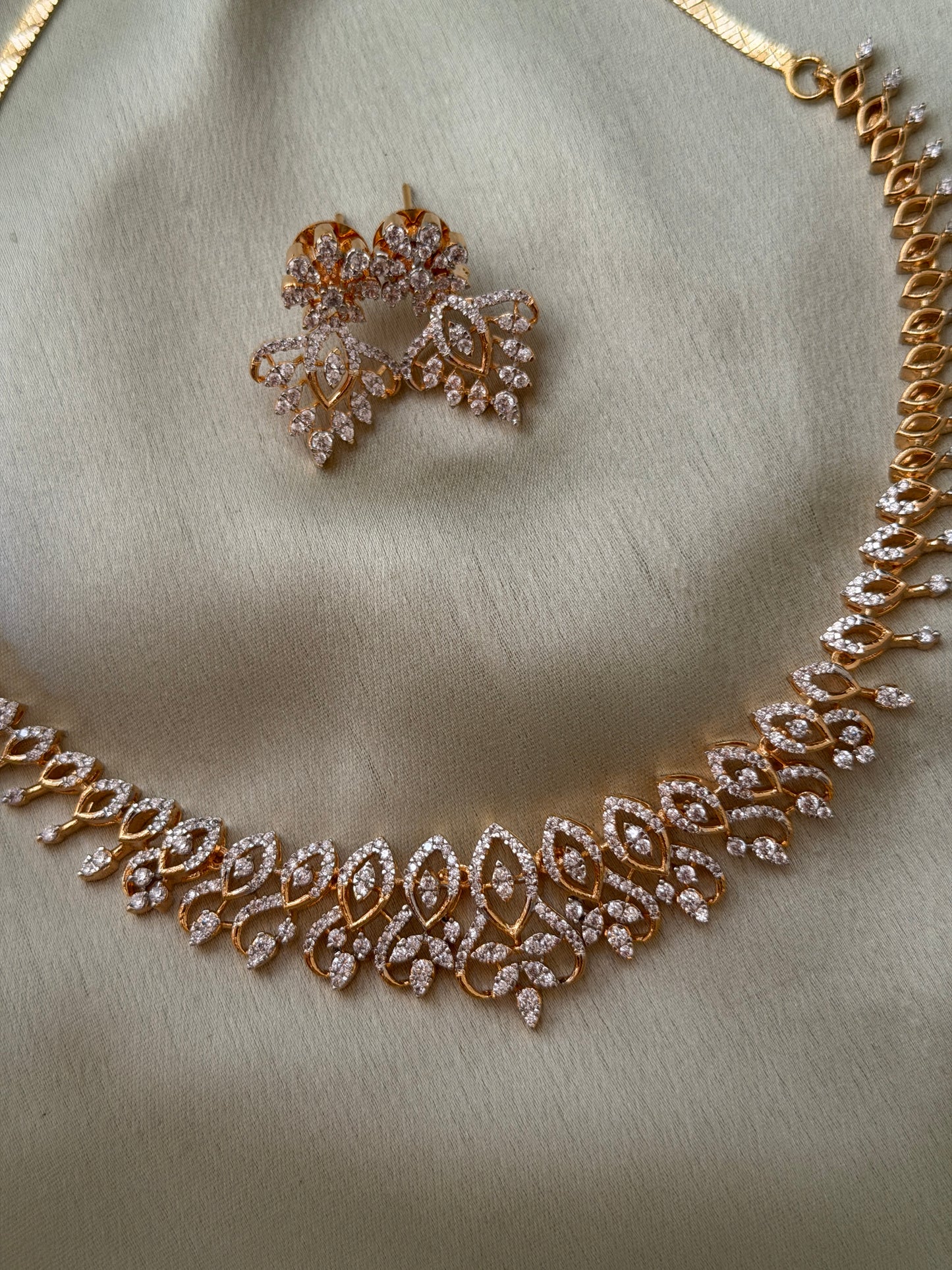 Dona Diamond Replica Necklace