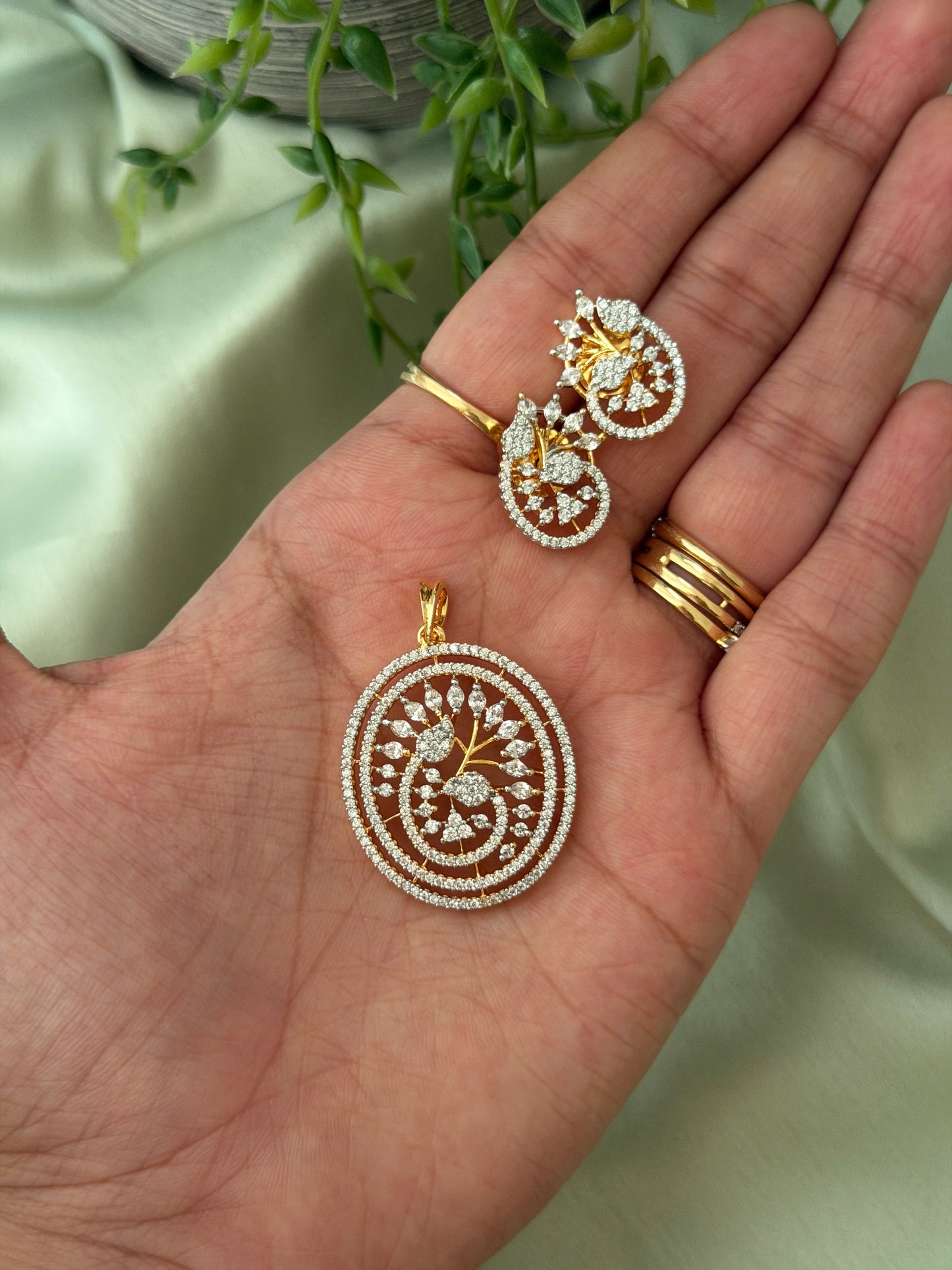 Diamond Replica Lockets (New)