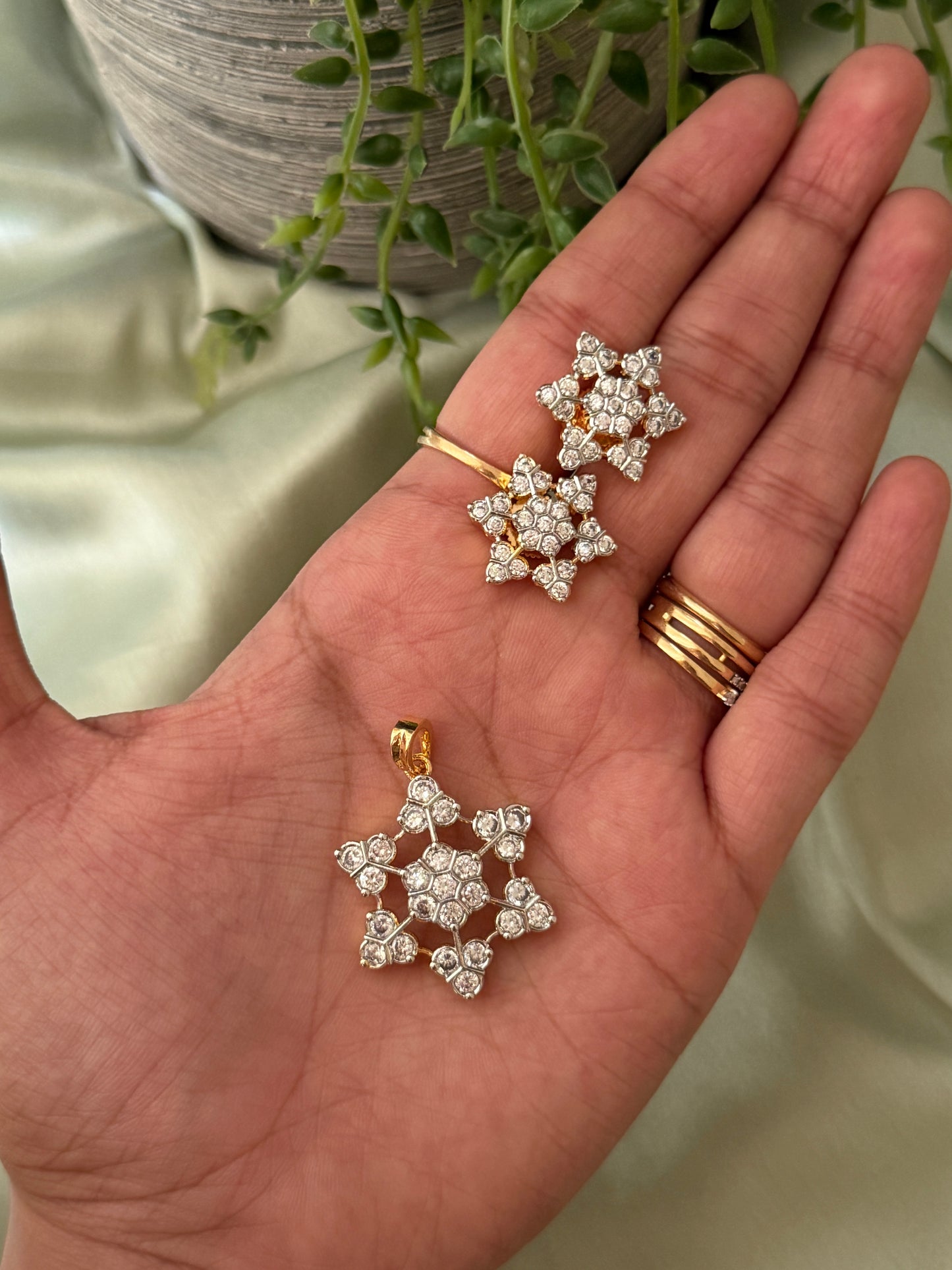 Diamond Replica Lockets (New)