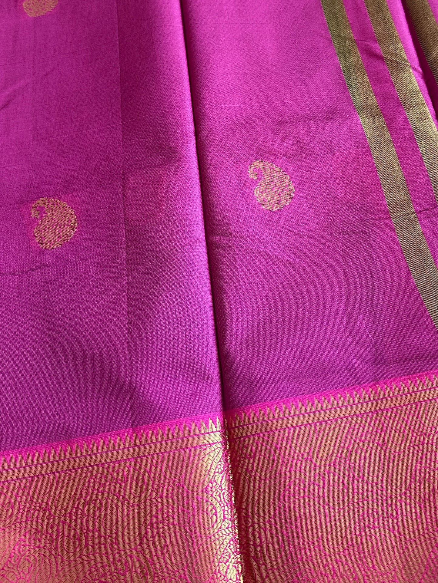 Emerald Manga Butta Soft Silk Saree