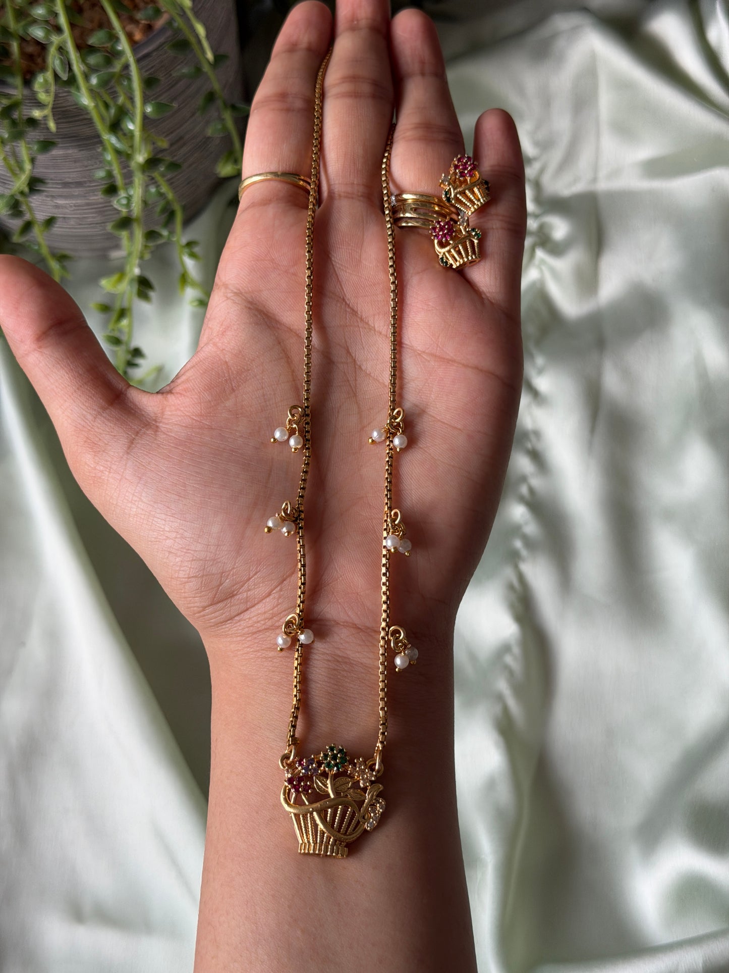 Basket of Love Chain