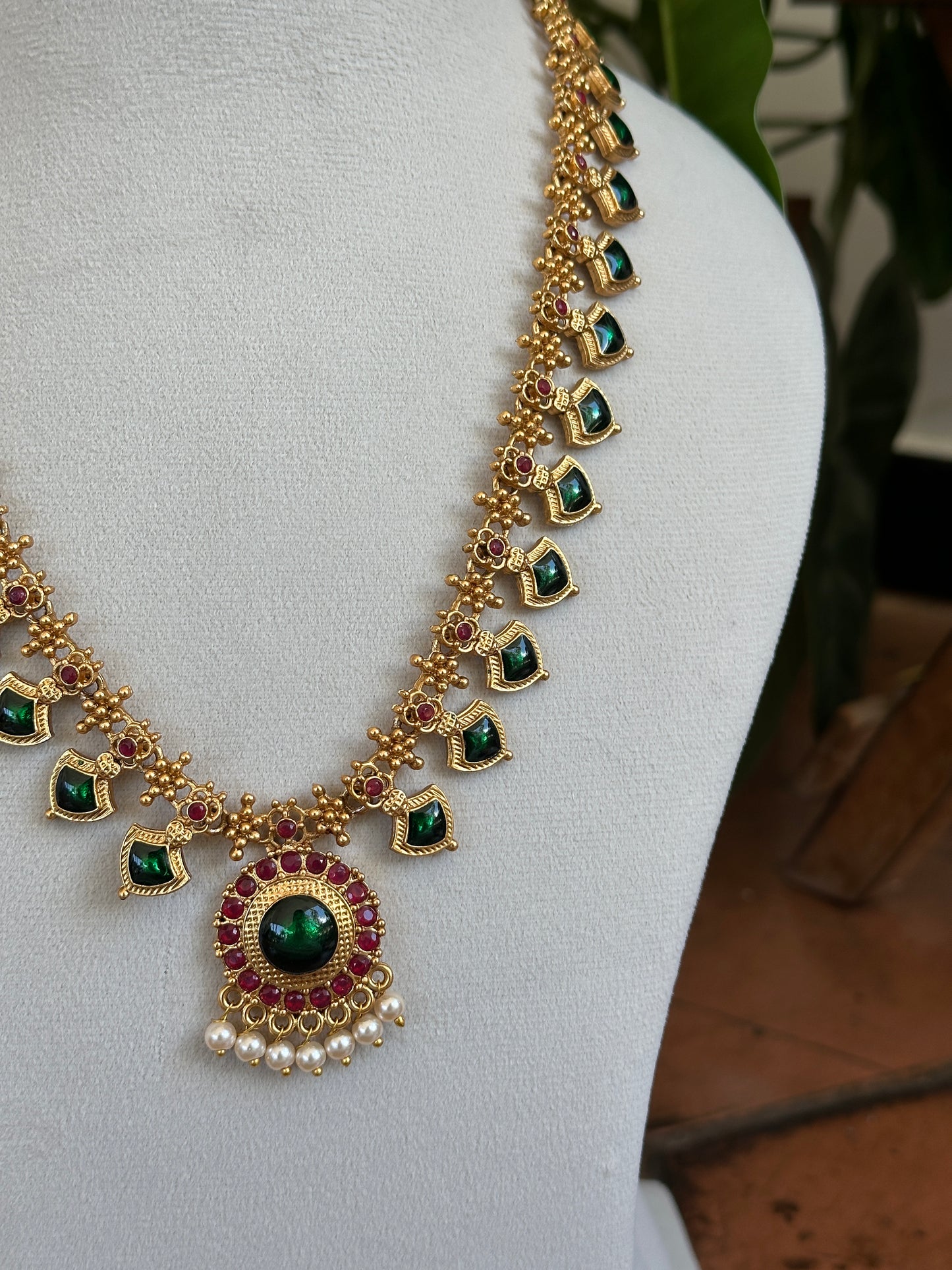 Latest Palakka Haaram set