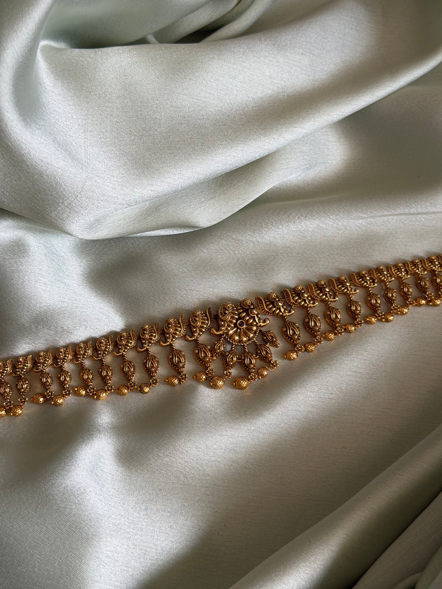 Vaiksha Gold Replica Hipchain