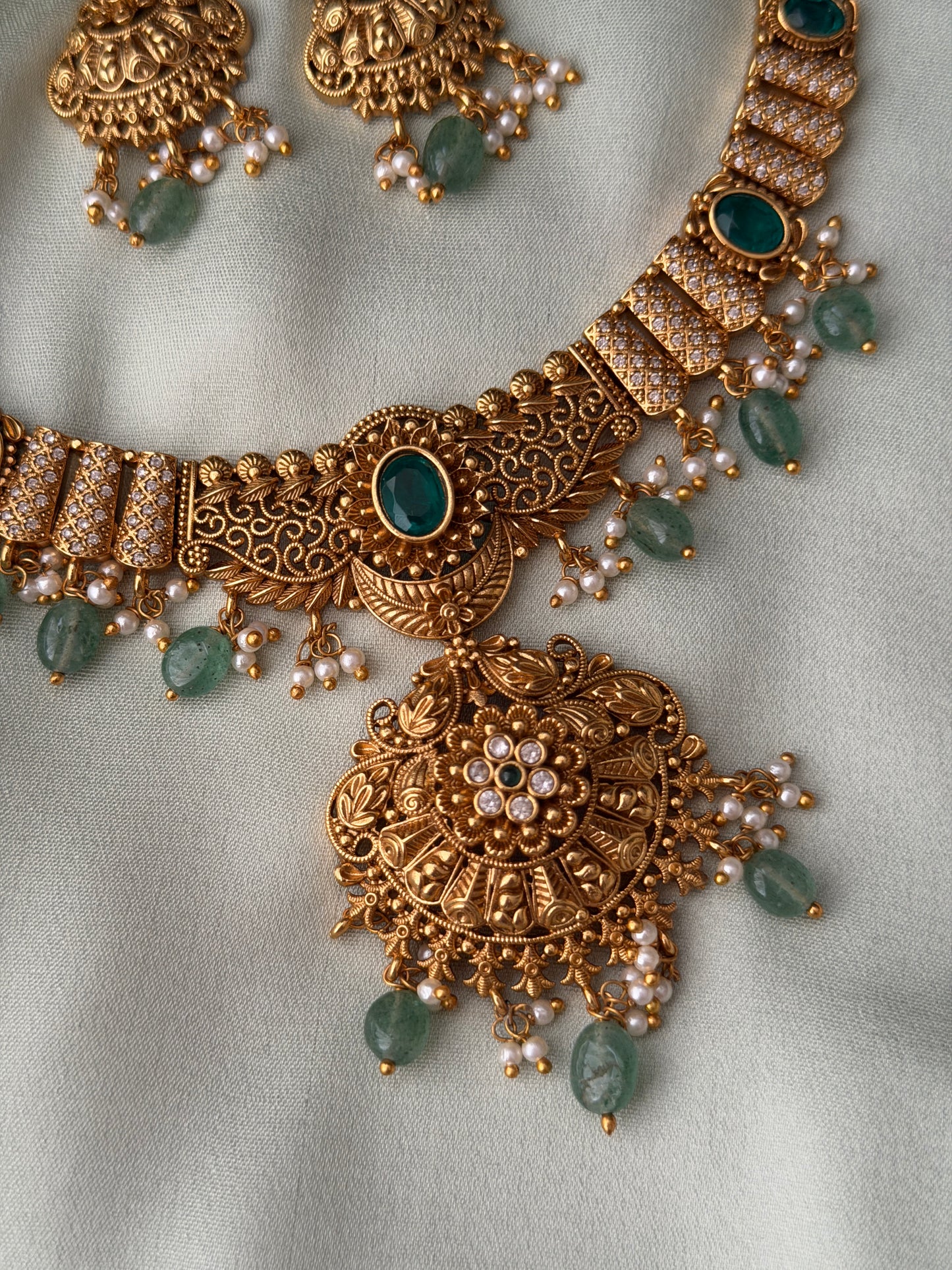Veeha Emerald Necklace