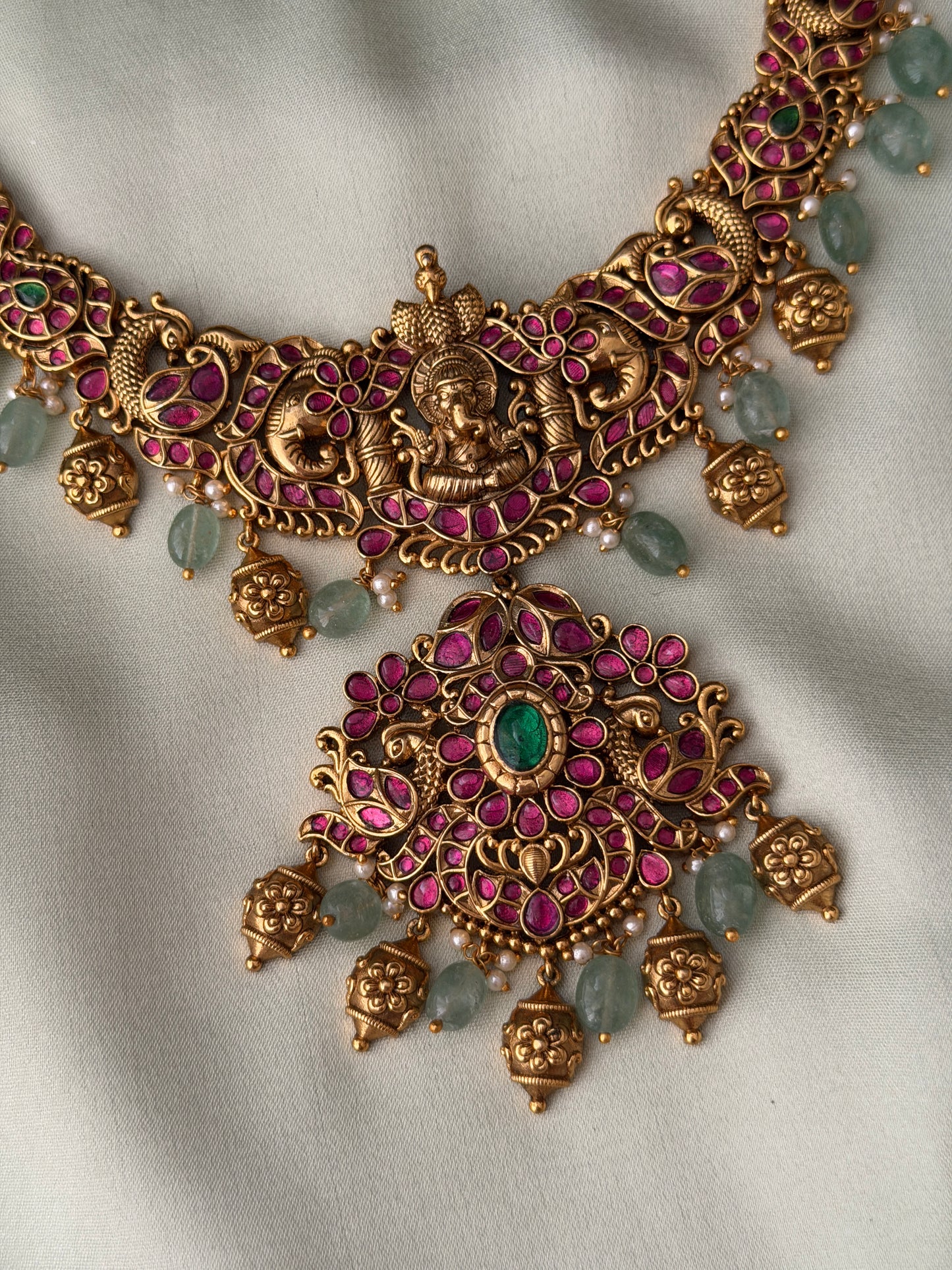 Vishaka Jadau Haaram
