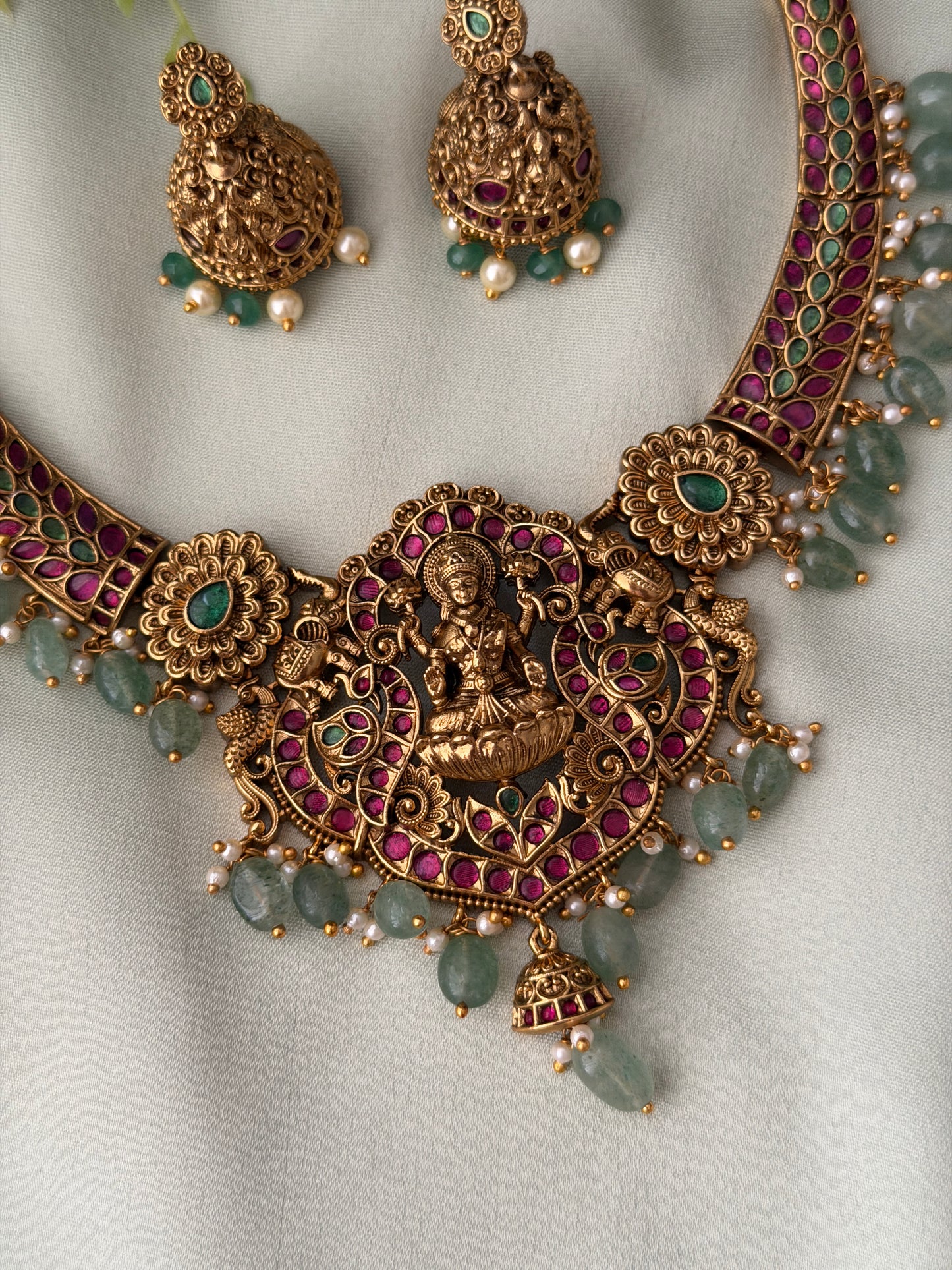 Ujva Jadau Necklace