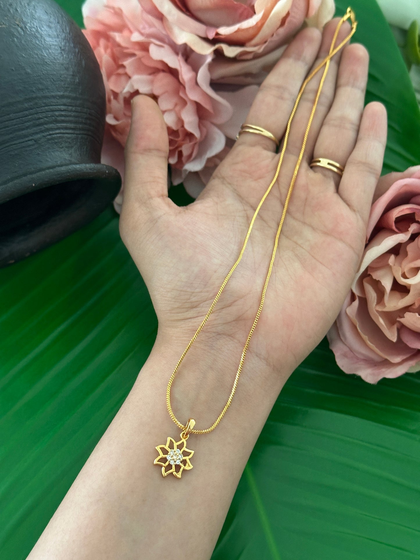 Gold lookalike Chain with diamond locket