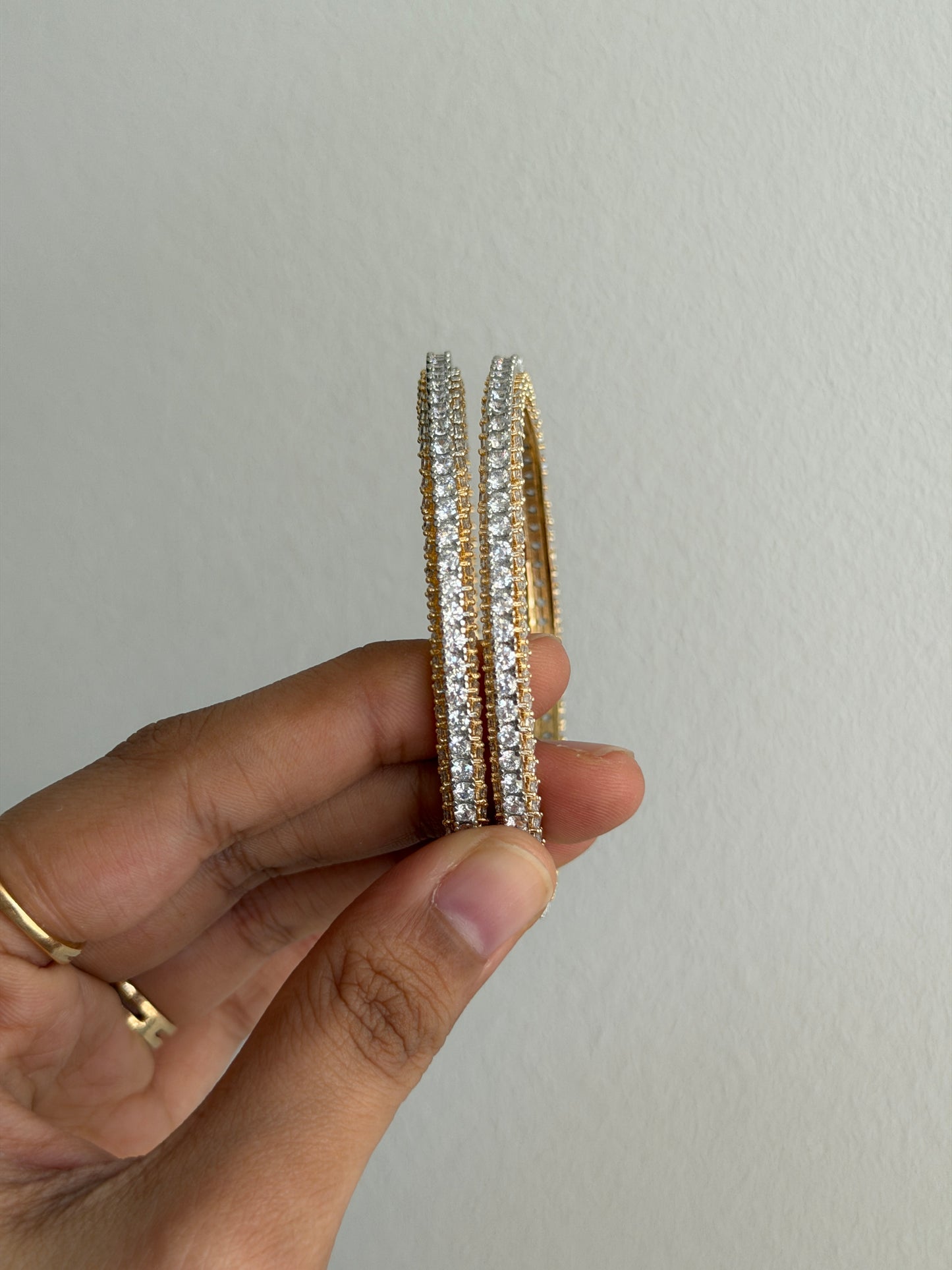 Solataire Premium Bangles