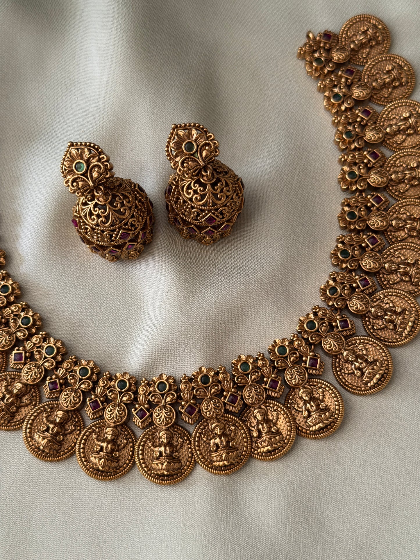 Haripriya Antique Kaashu Necklace