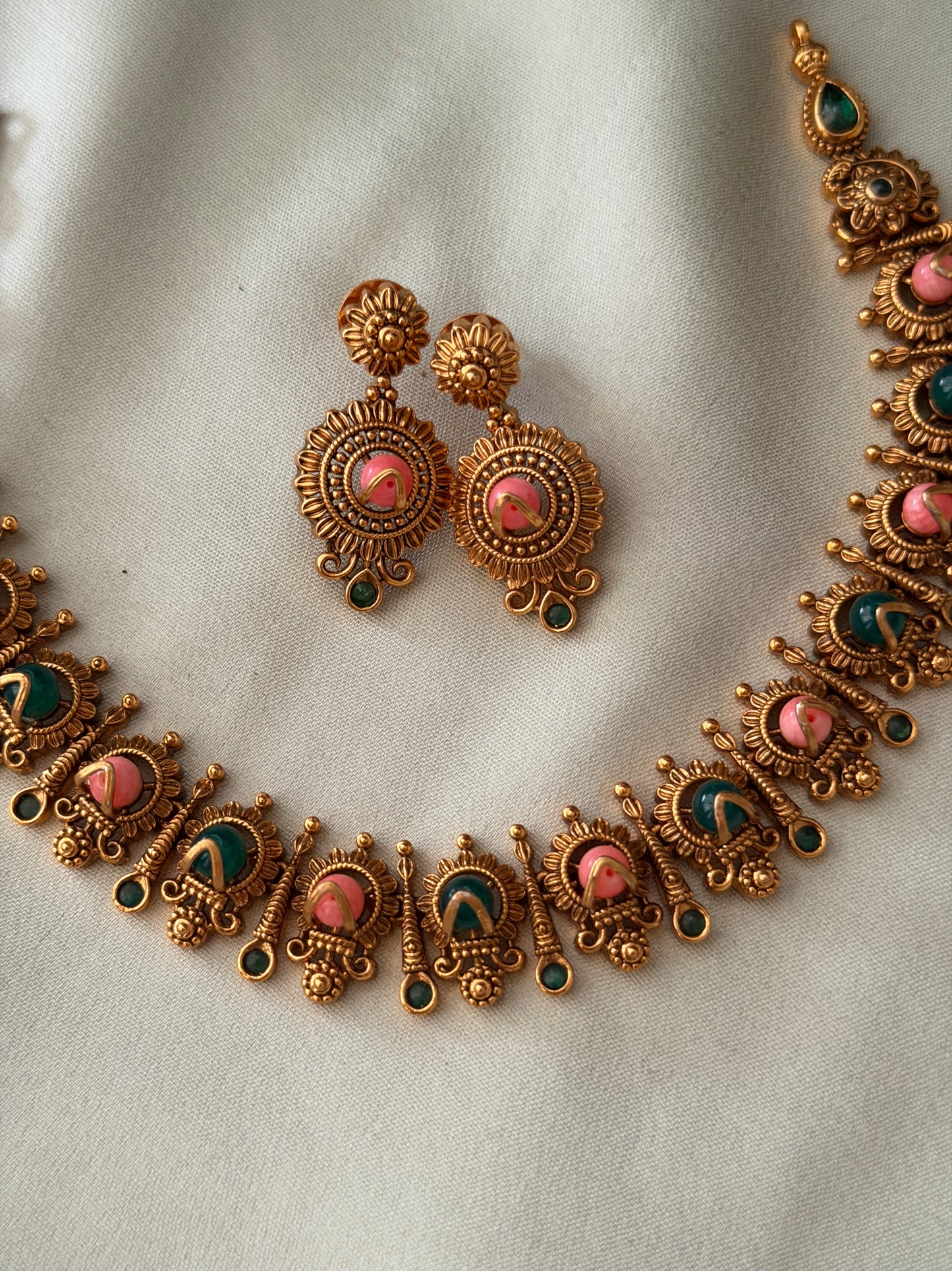 Himaana Ball Necklace