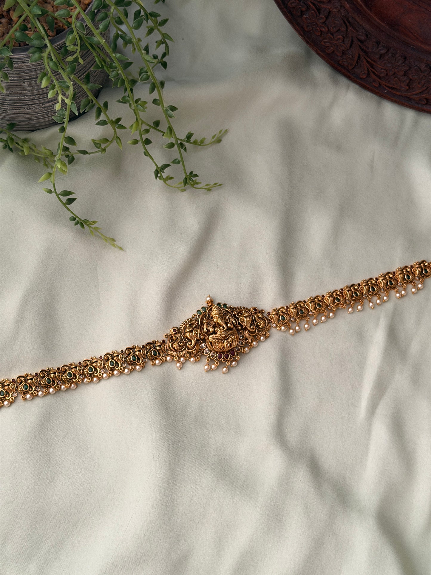 Gajanana Gold Hipchain