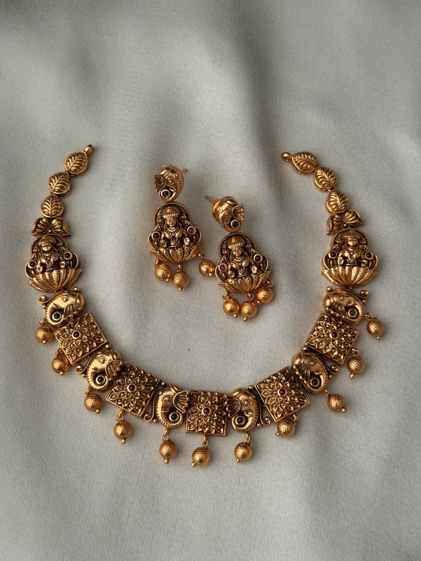 Devagana Gold Replica